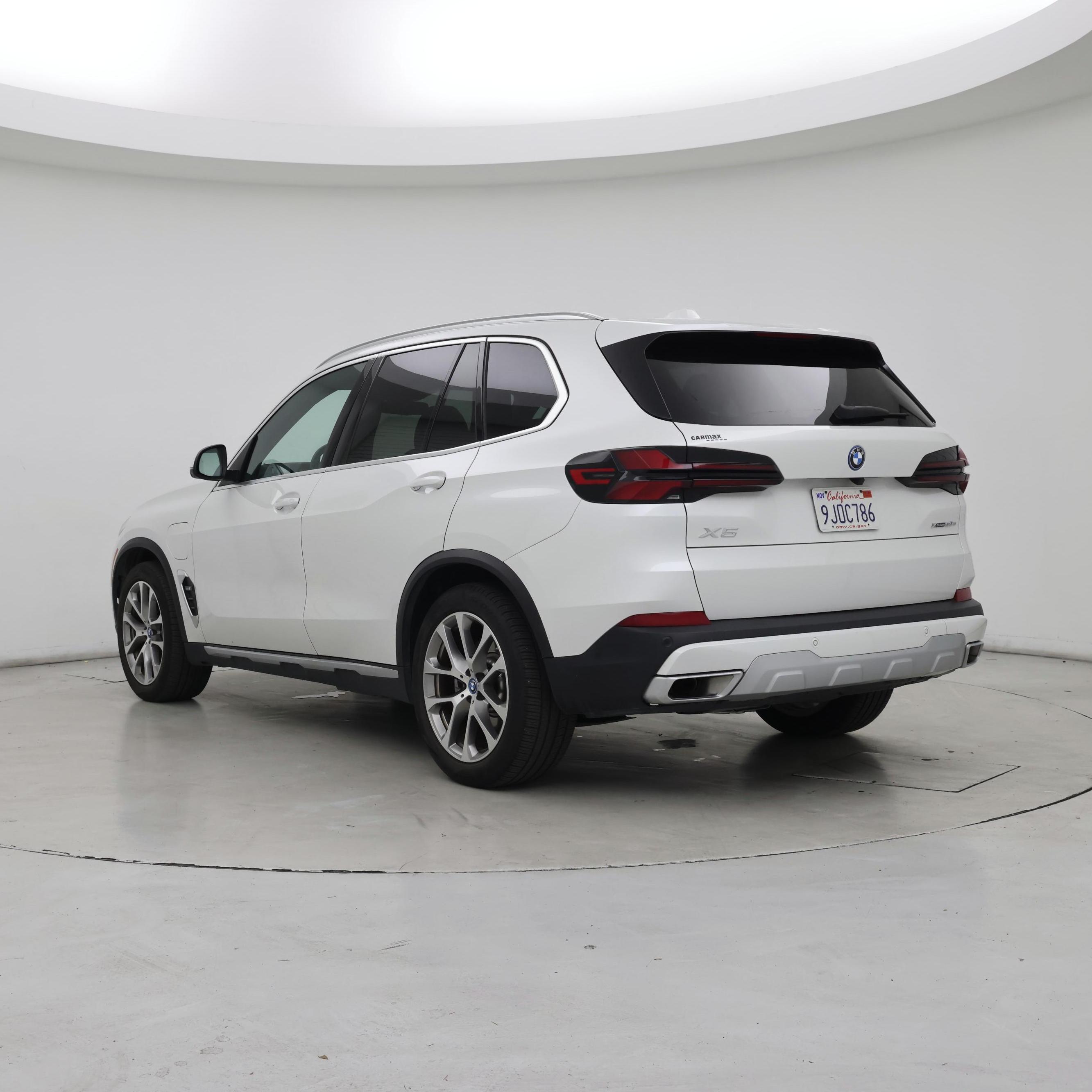 Thumbnail: 2024 BMW X5 - 2