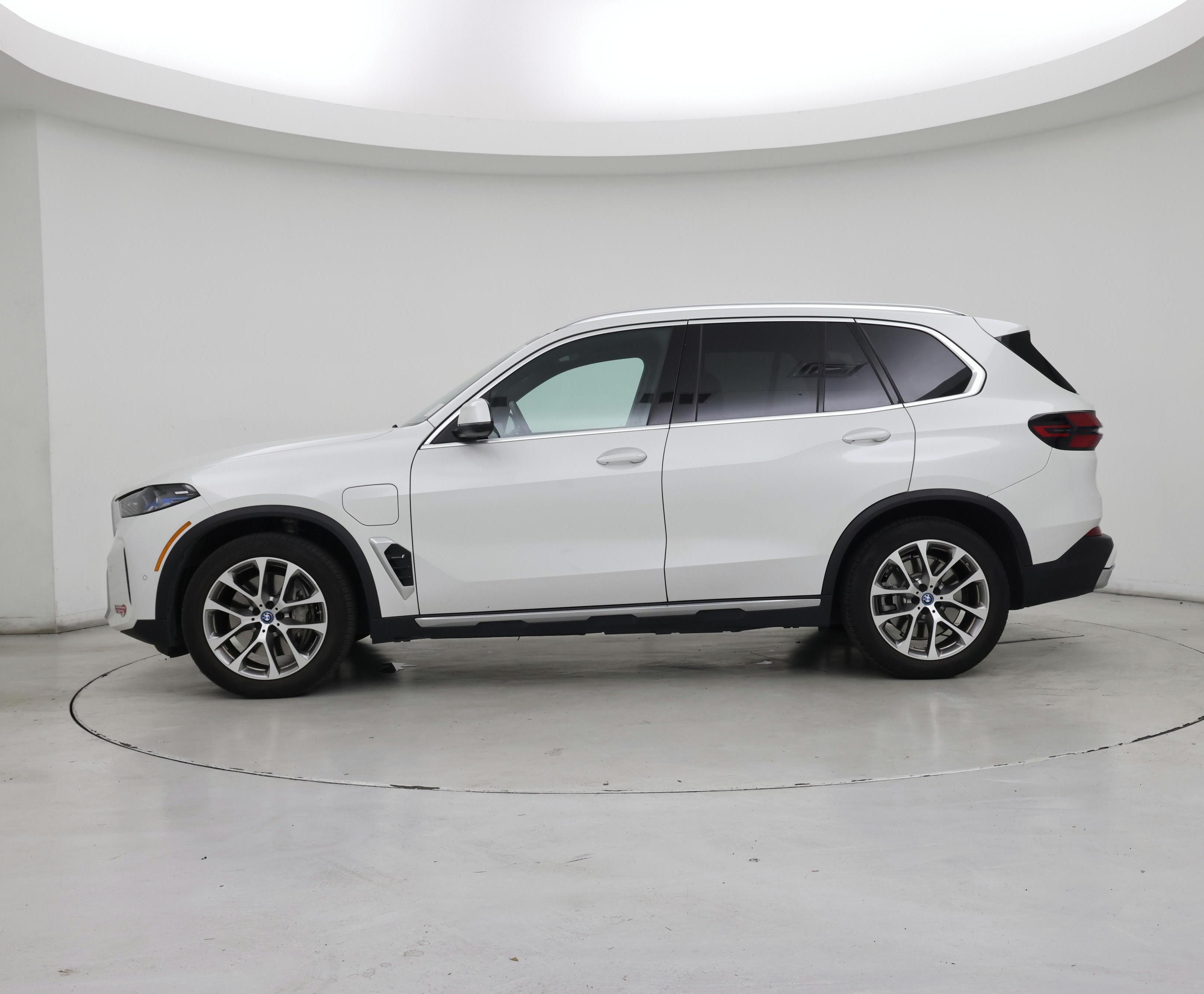 Thumbnail: 2024 BMW X5 - 3