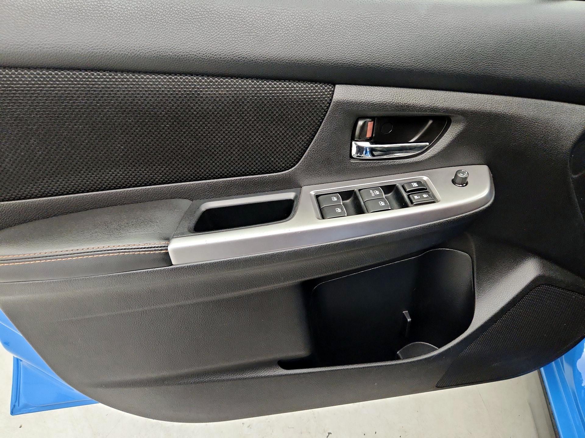 Thumbnail: 2017 Subaru Crosstrek - 12