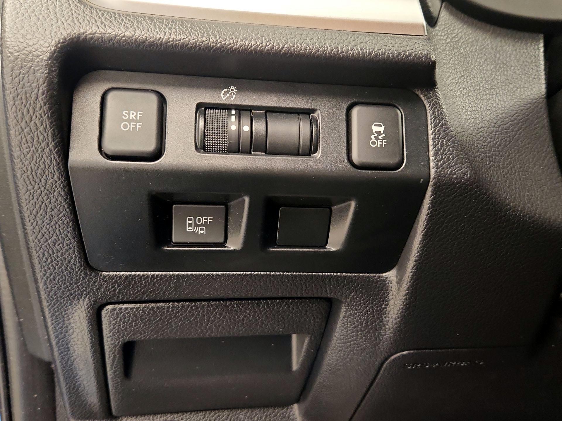 Thumbnail: 2017 Subaru Crosstrek - 13