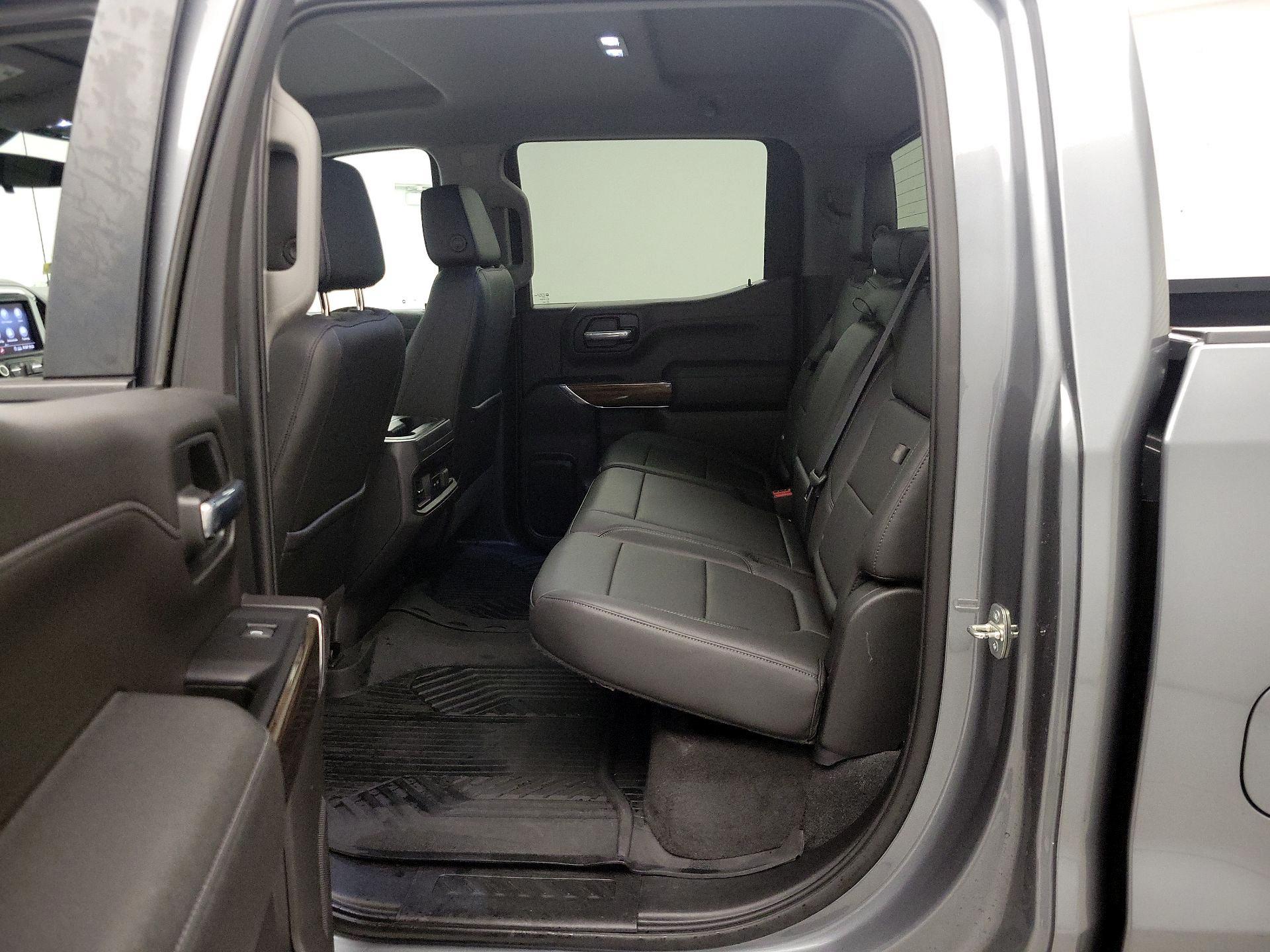 Thumbnail: 2020 Chevrolet Silverado 1500 - 19