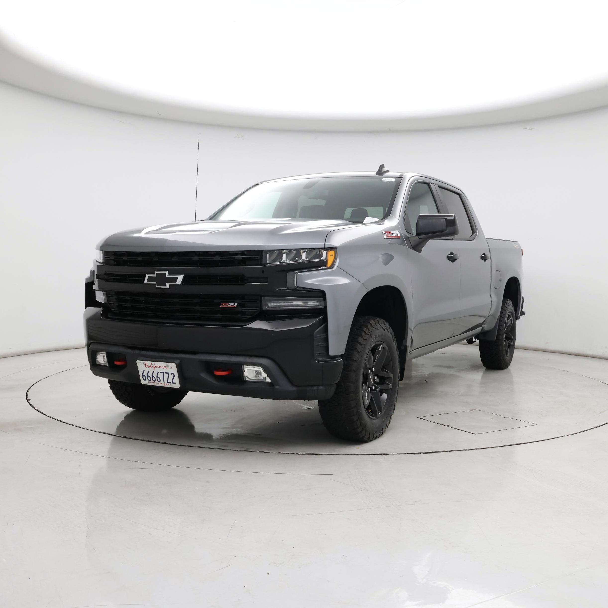 Thumbnail: 2020 Chevrolet Silverado 1500 - 4