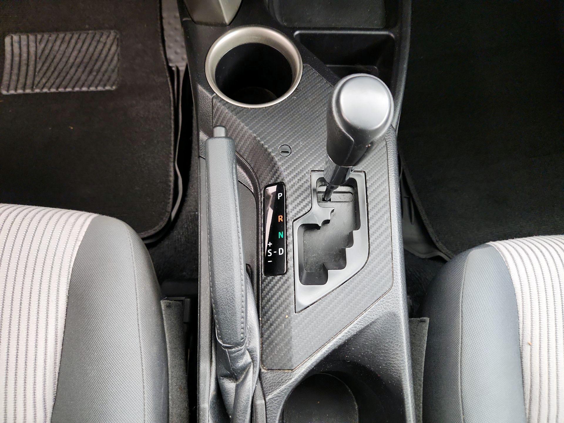 Thumbnail: 2014 Toyota RAV4 - 17