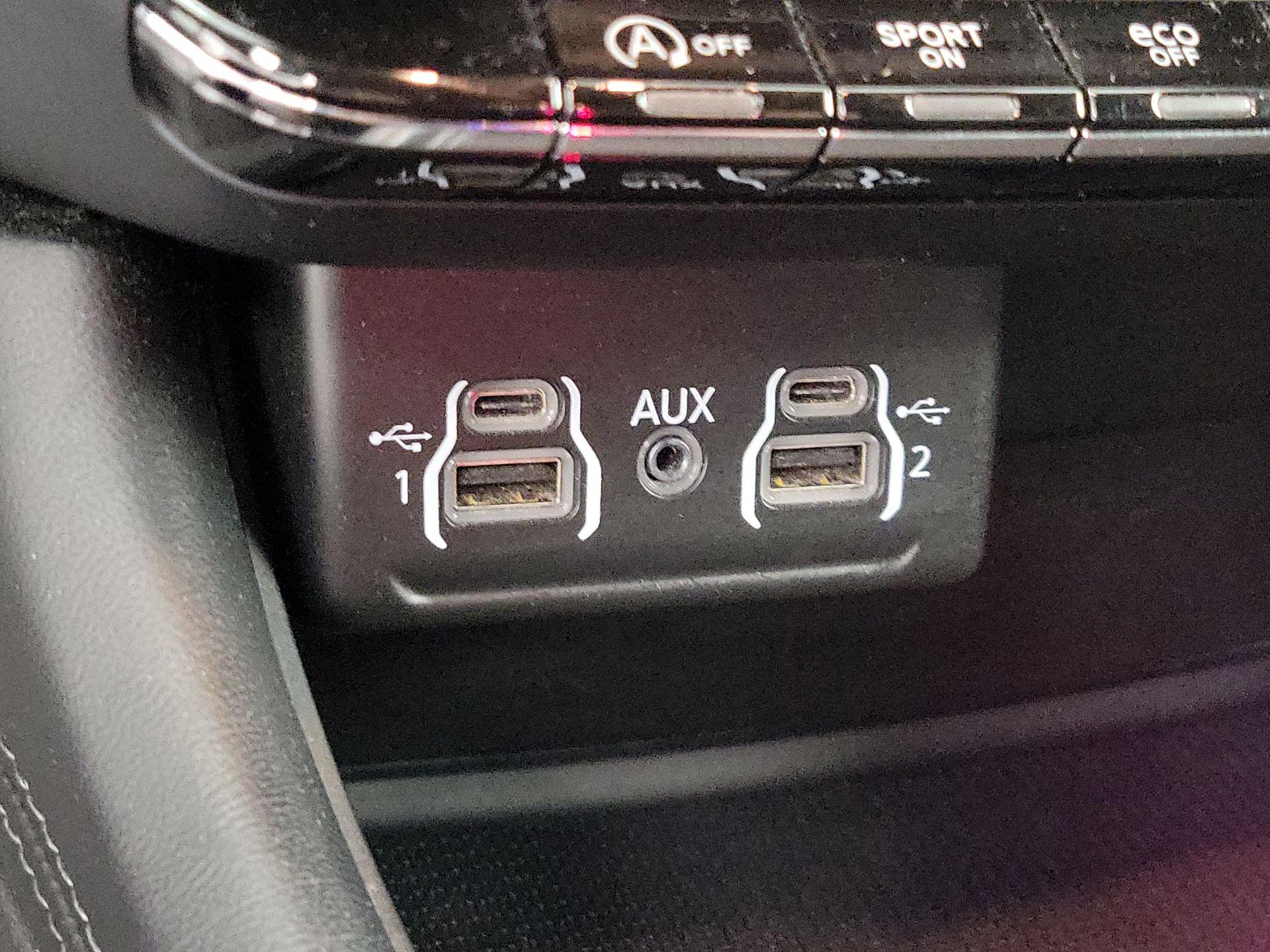 Thumbnail: 2021 Dodge Durango - 18