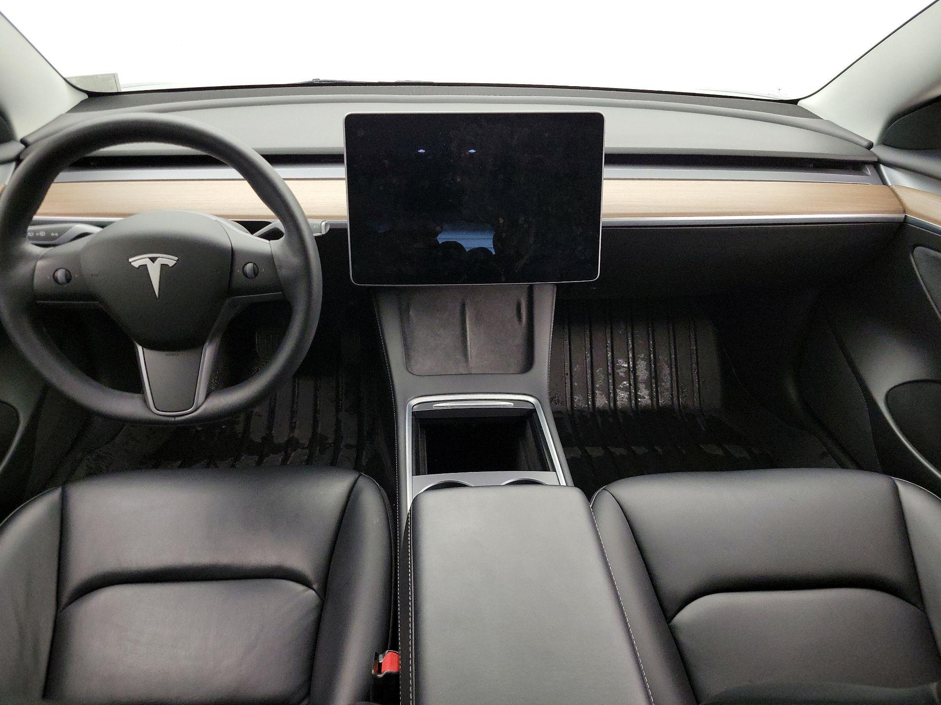 Thumbnail: 2022 Tesla Model 3 - 9