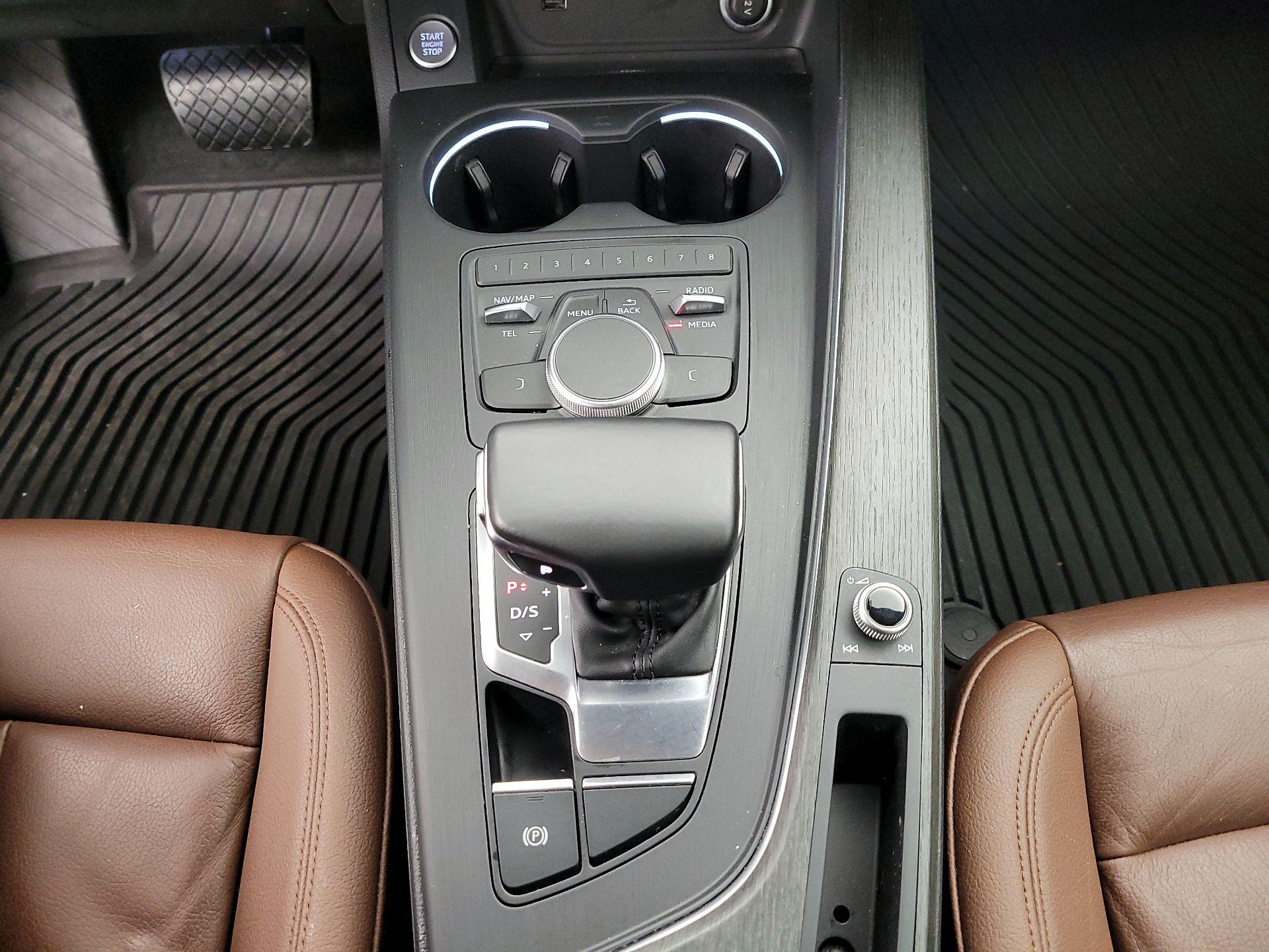 Thumbnail: 2019 Audi A4 - 17