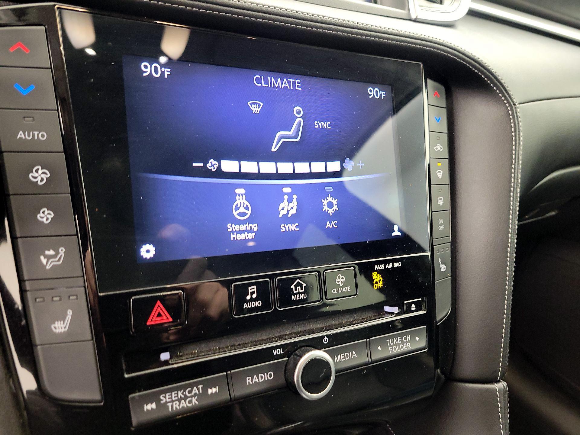 Thumbnail: 2019 INFINITI QX50 - 17