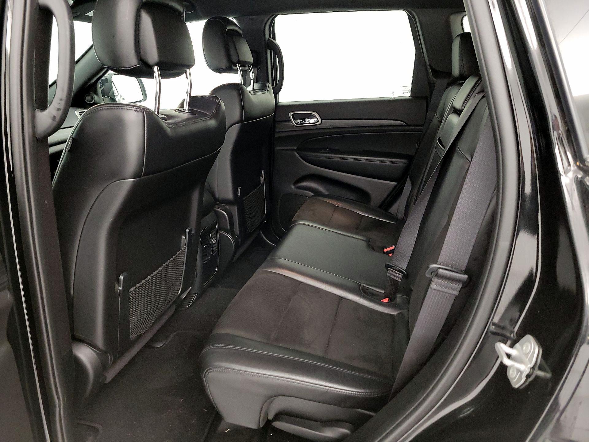 Thumbnail: 2020 Jeep Grand Cherokee - 20