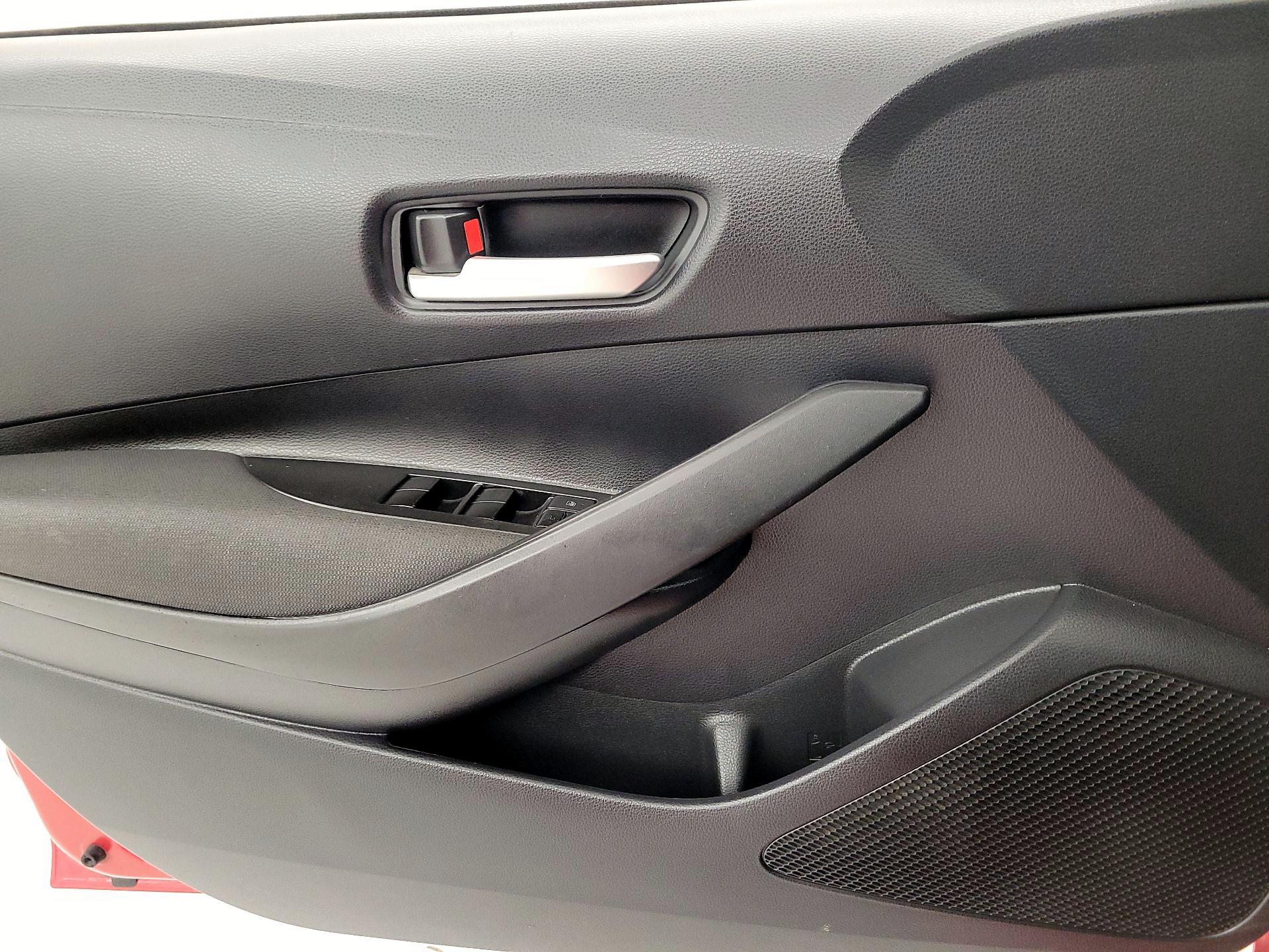 Thumbnail: 2021 Toyota Corolla - 12