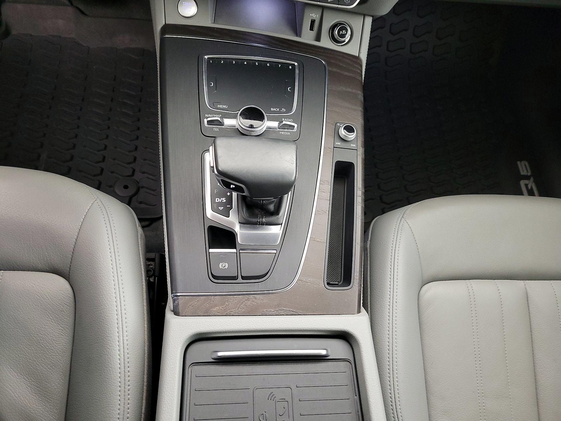 Thumbnail: 2020 Audi Q5 - 18