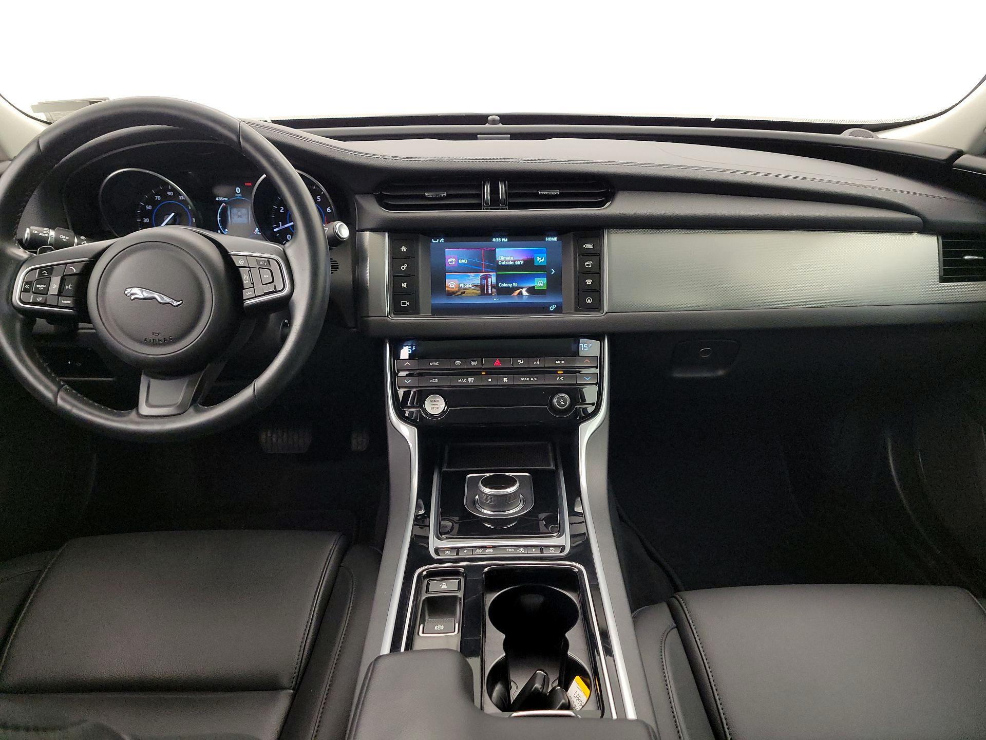 Thumbnail: 2017 Jaguar XF - 9