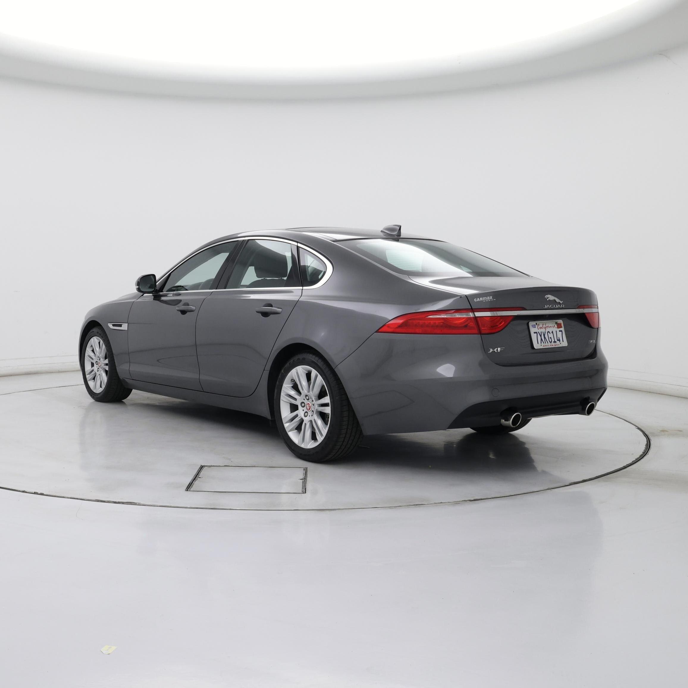 Thumbnail: 2017 Jaguar XF - 2