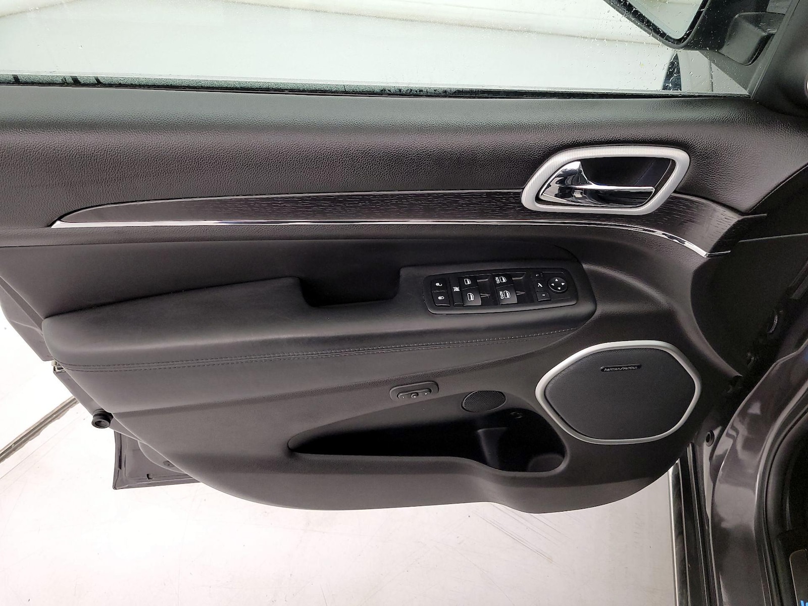 2018 Jeep Grand Cherokee Summit - Photo 13