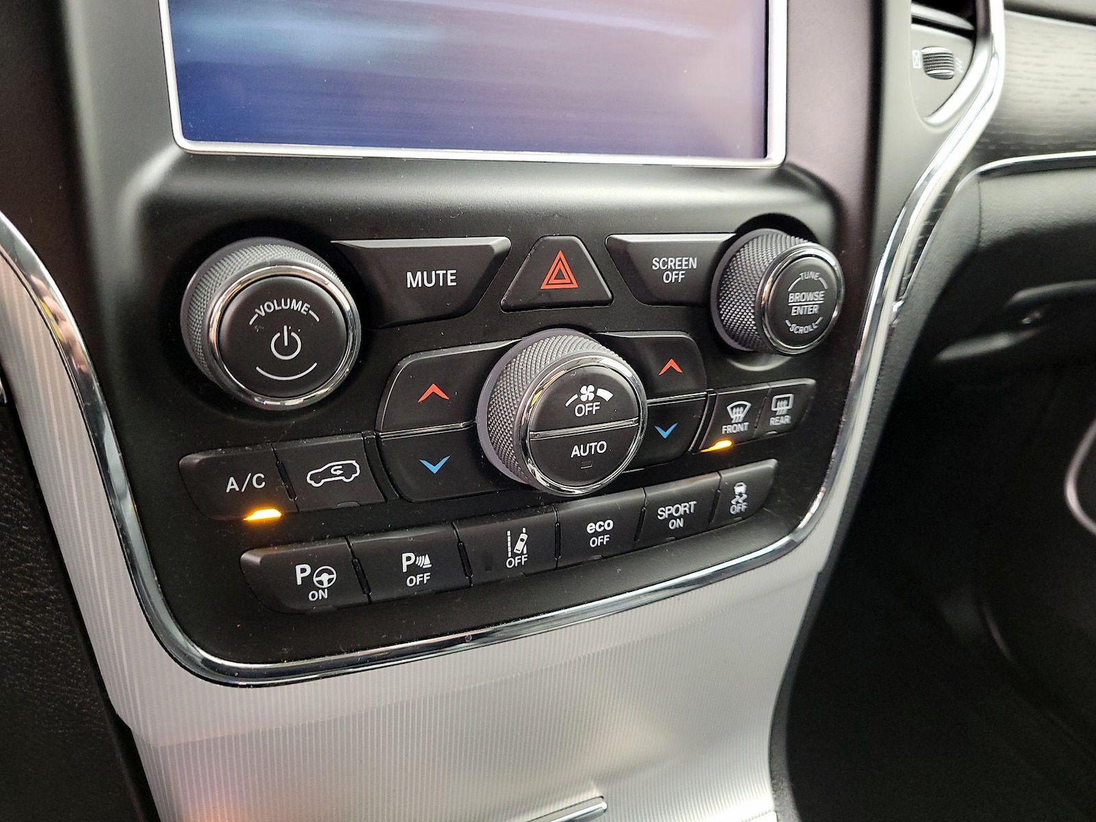 2018 Jeep Grand Cherokee Summit - Photo 18