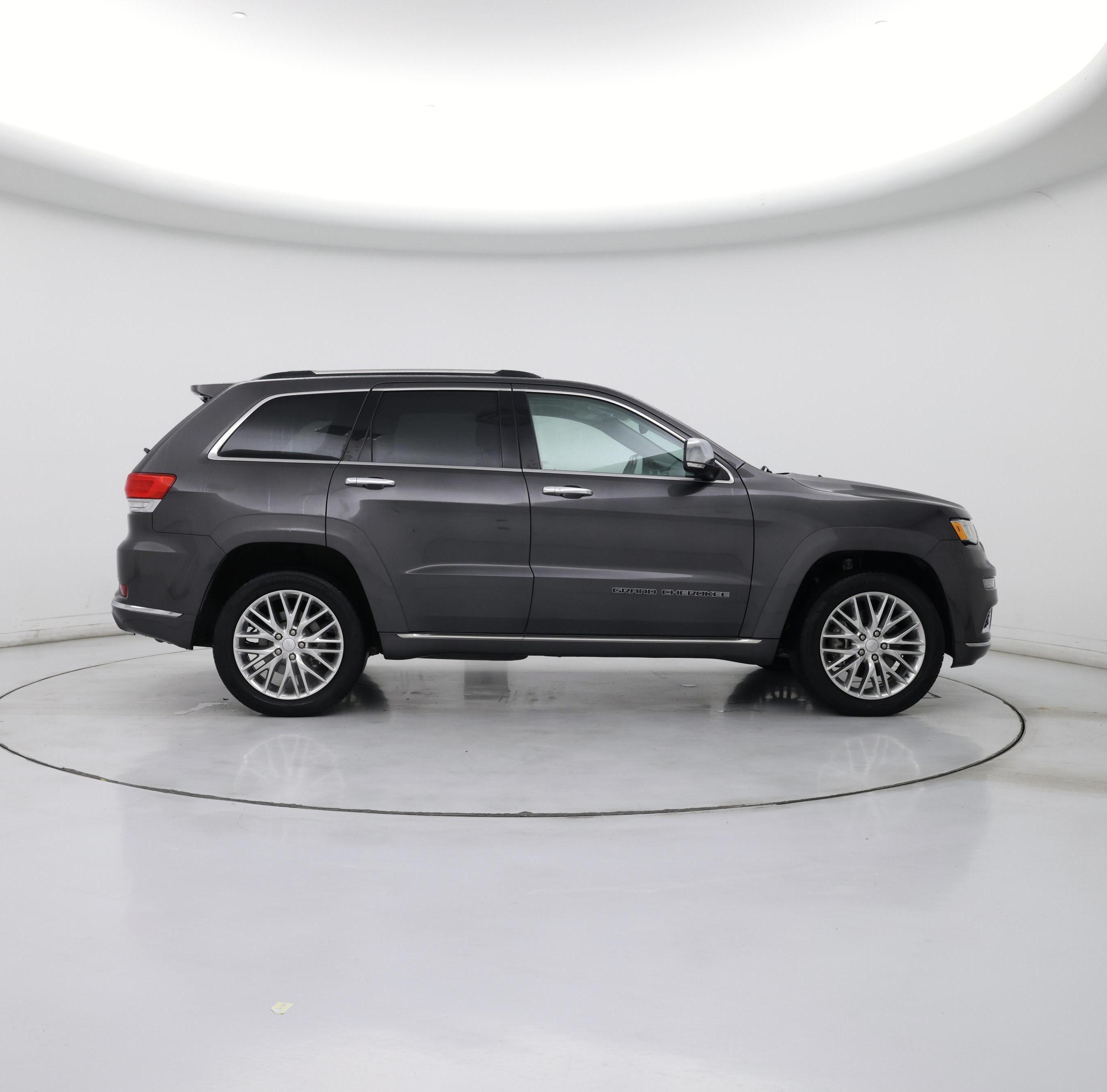 Thumbnail: 2018 Jeep Grand Cherokee - 7