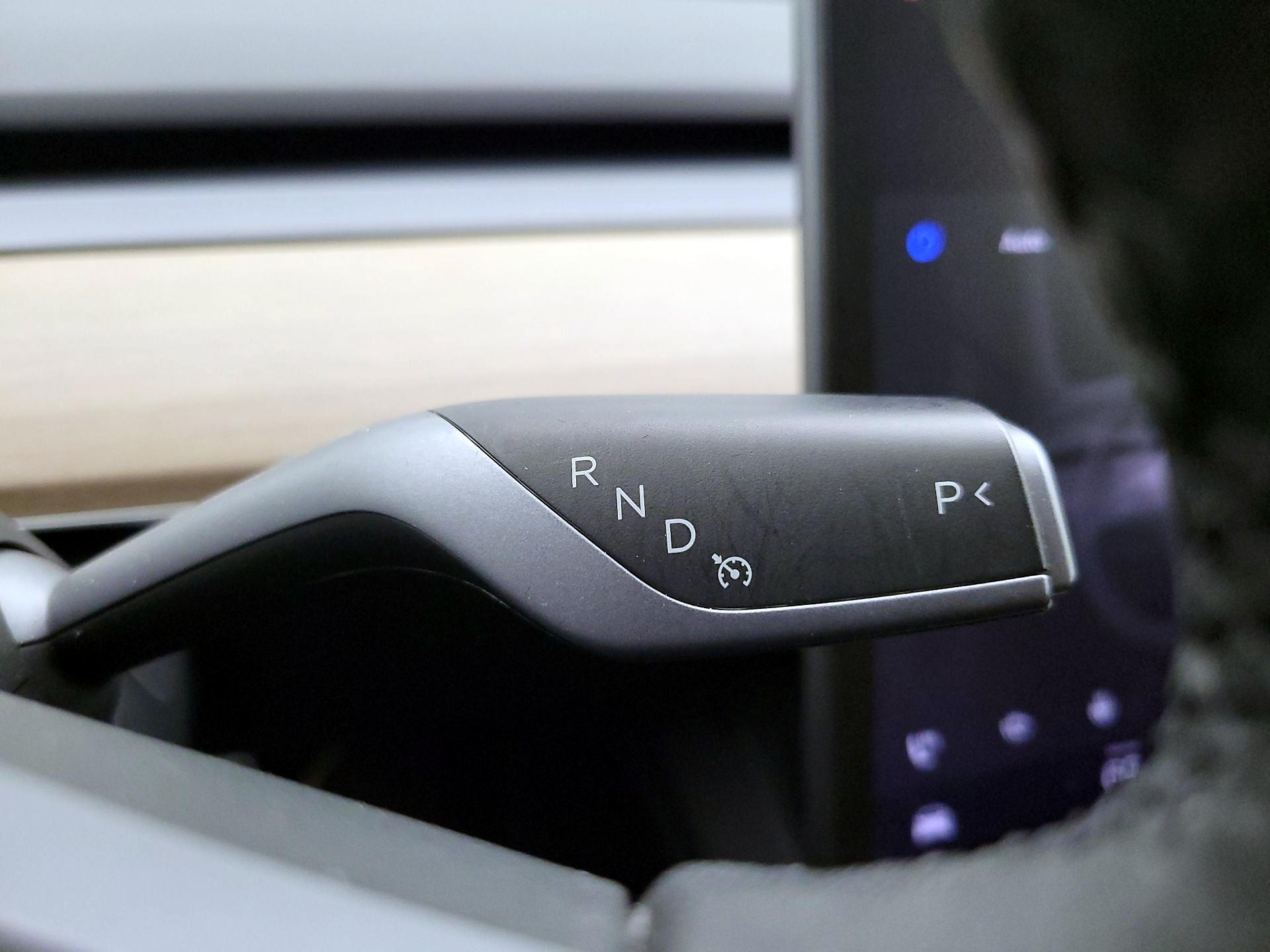 Thumbnail: 2023 Tesla Model 3 - 17