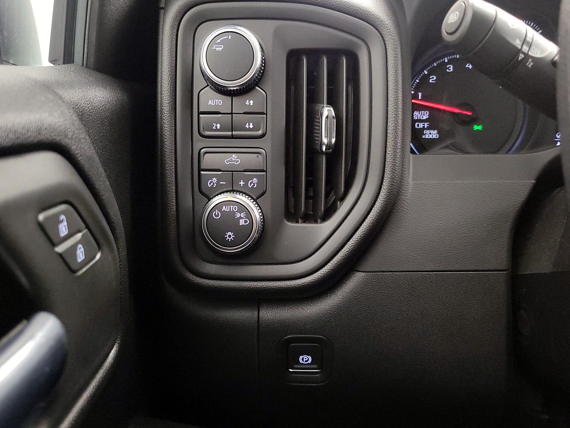 Thumbnail: 2025 GMC Sierra 1500 - 13