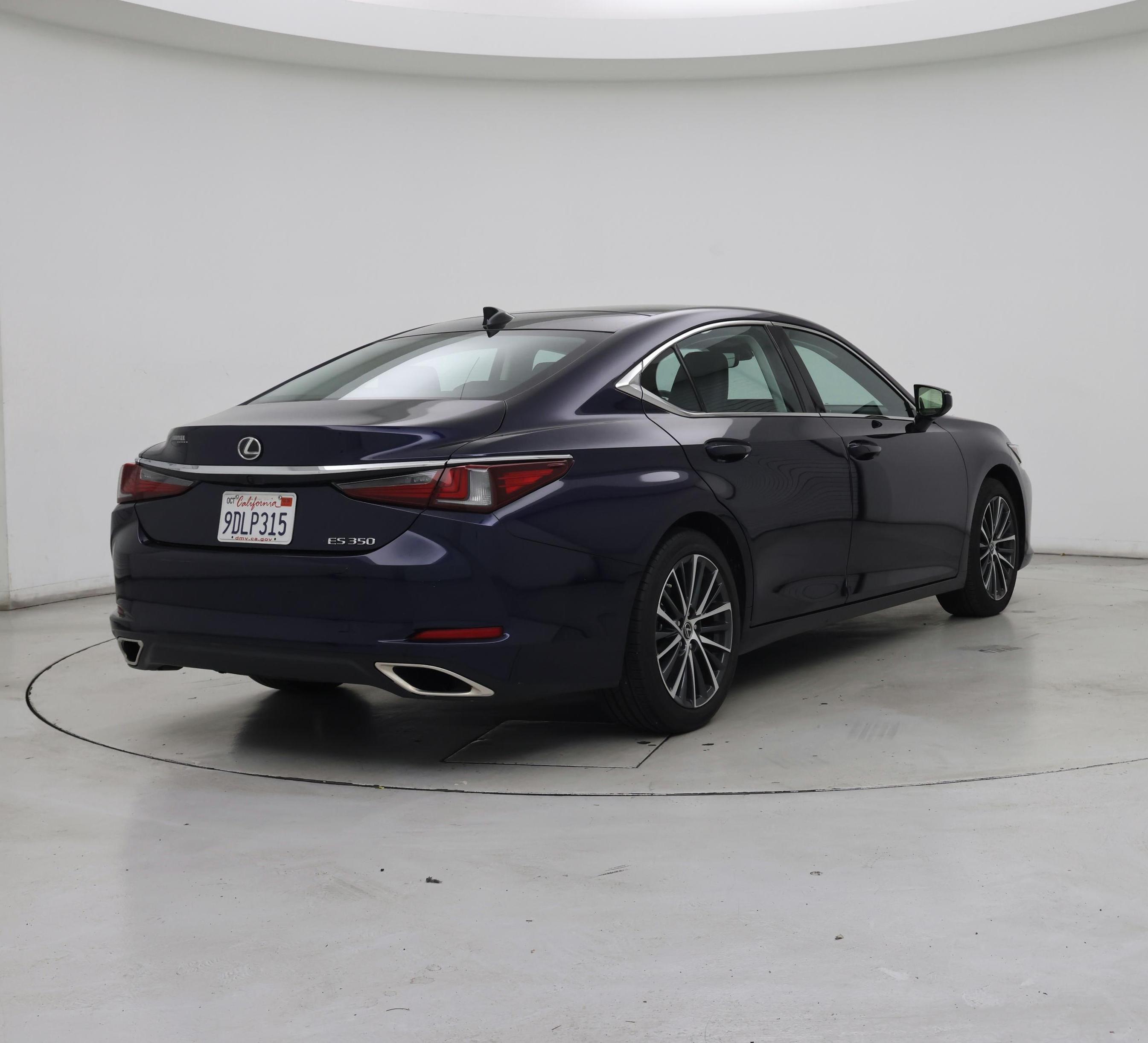 Thumbnail: 2023 Lexus ES - 8