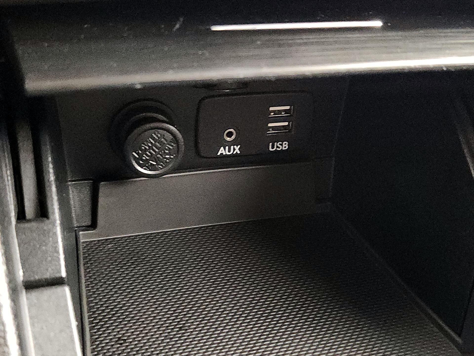 Thumbnail: 2015 Subaru Outback - 19