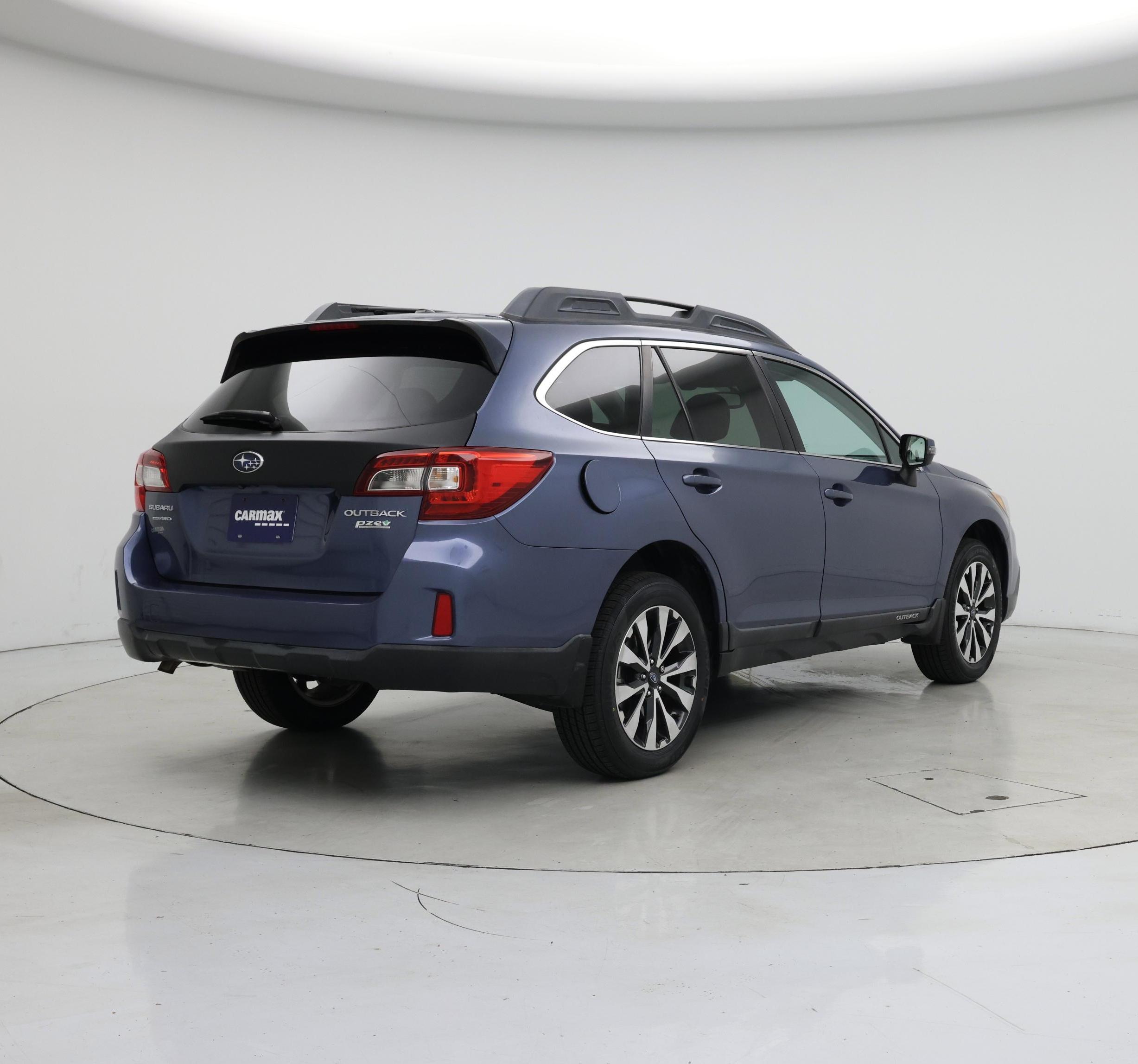 Thumbnail: 2015 Subaru Outback - 8