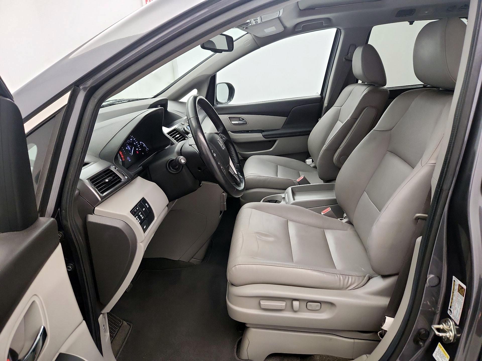 Thumbnail: 2014 Honda Odyssey - 11