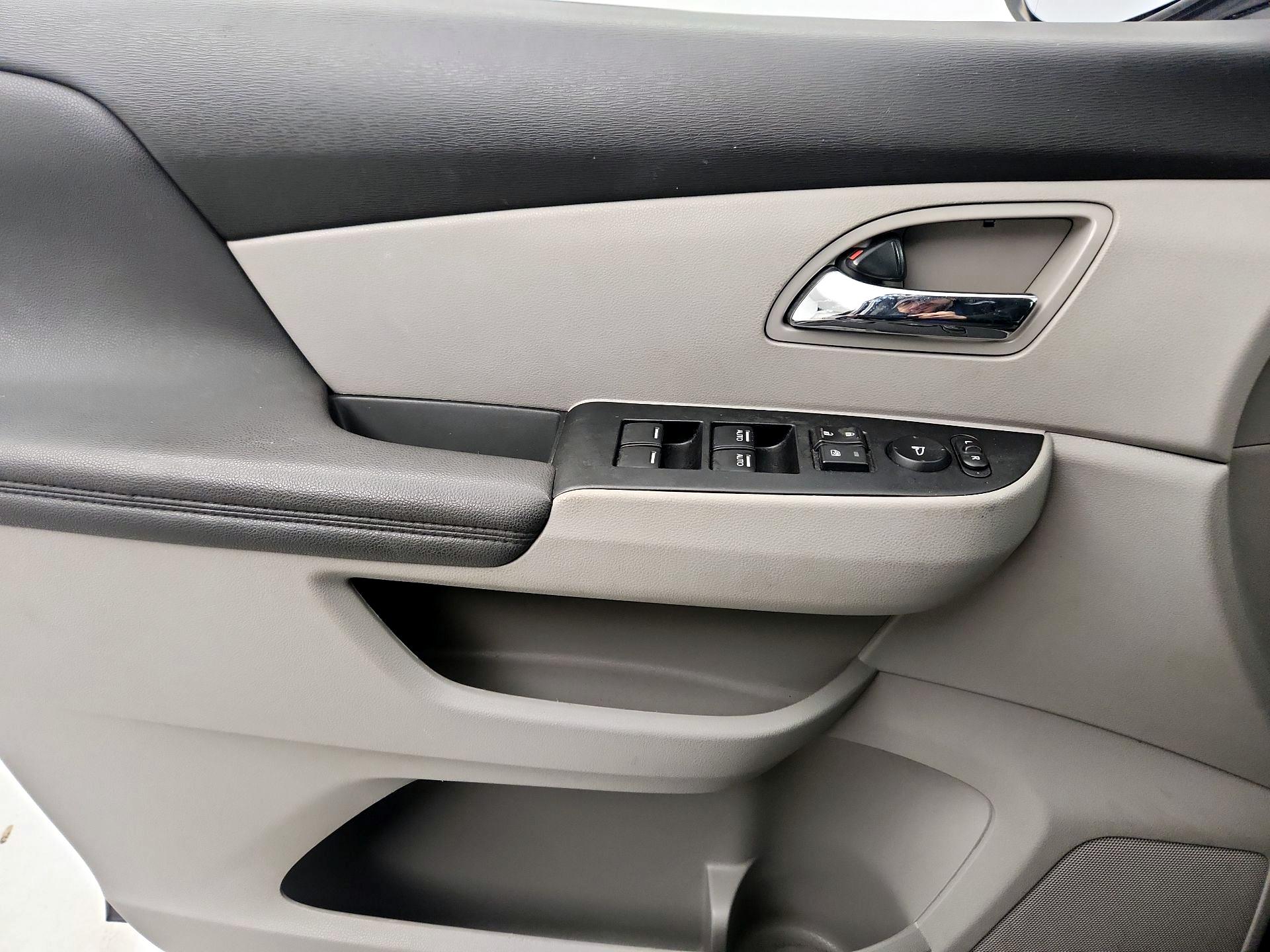 Thumbnail: 2014 Honda Odyssey - 12