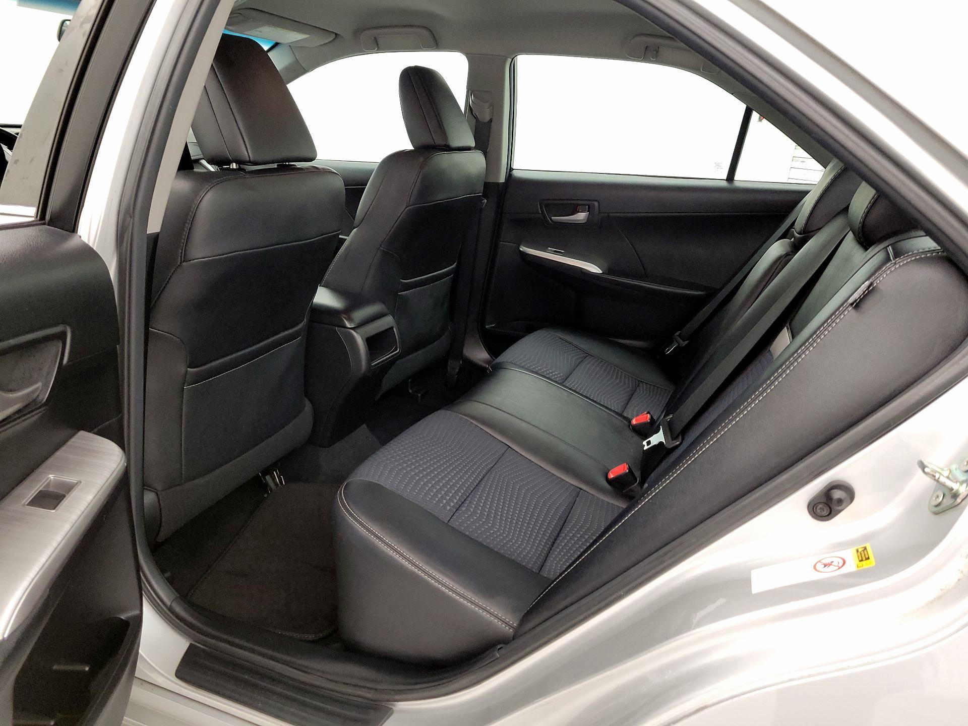 Thumbnail: 2014 Toyota Camry - 19