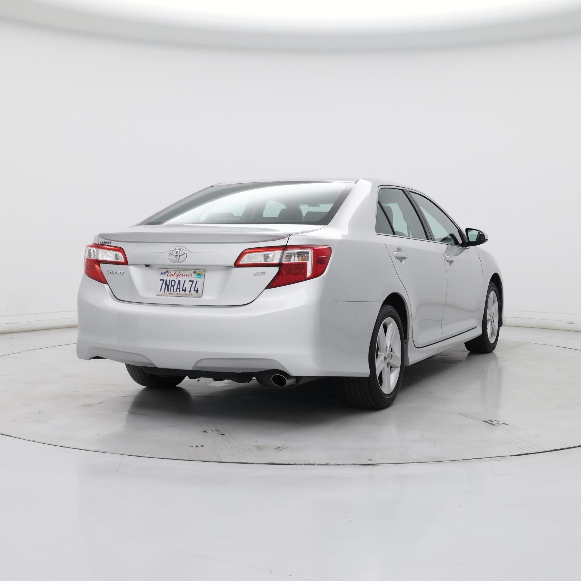 Thumbnail: 2014 Toyota Camry - 8