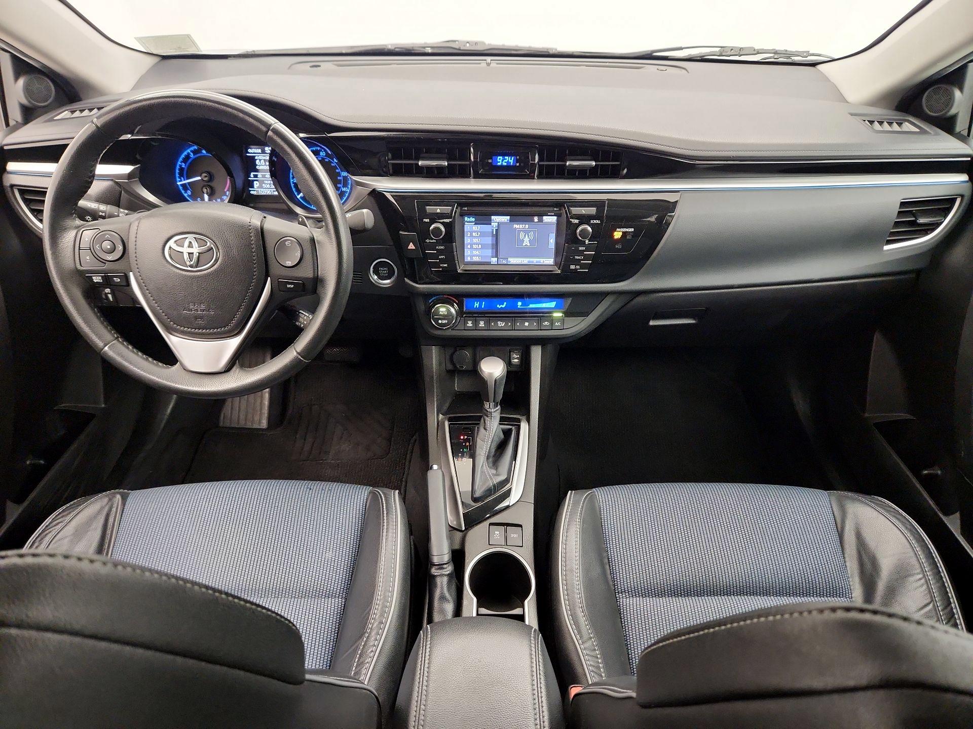 Thumbnail: 2015 Toyota Corolla - 9