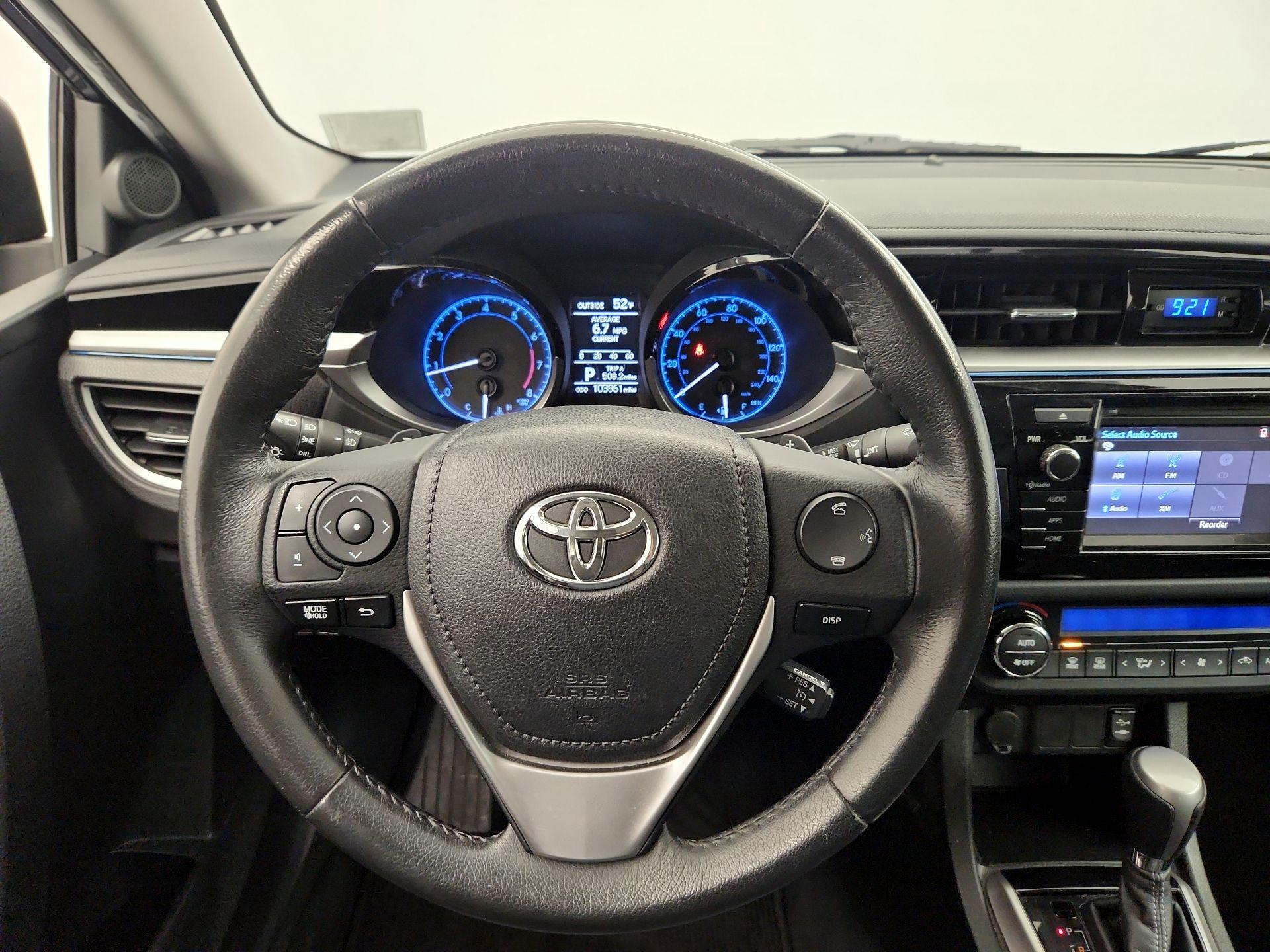 Thumbnail: 2015 Toyota Corolla - 10