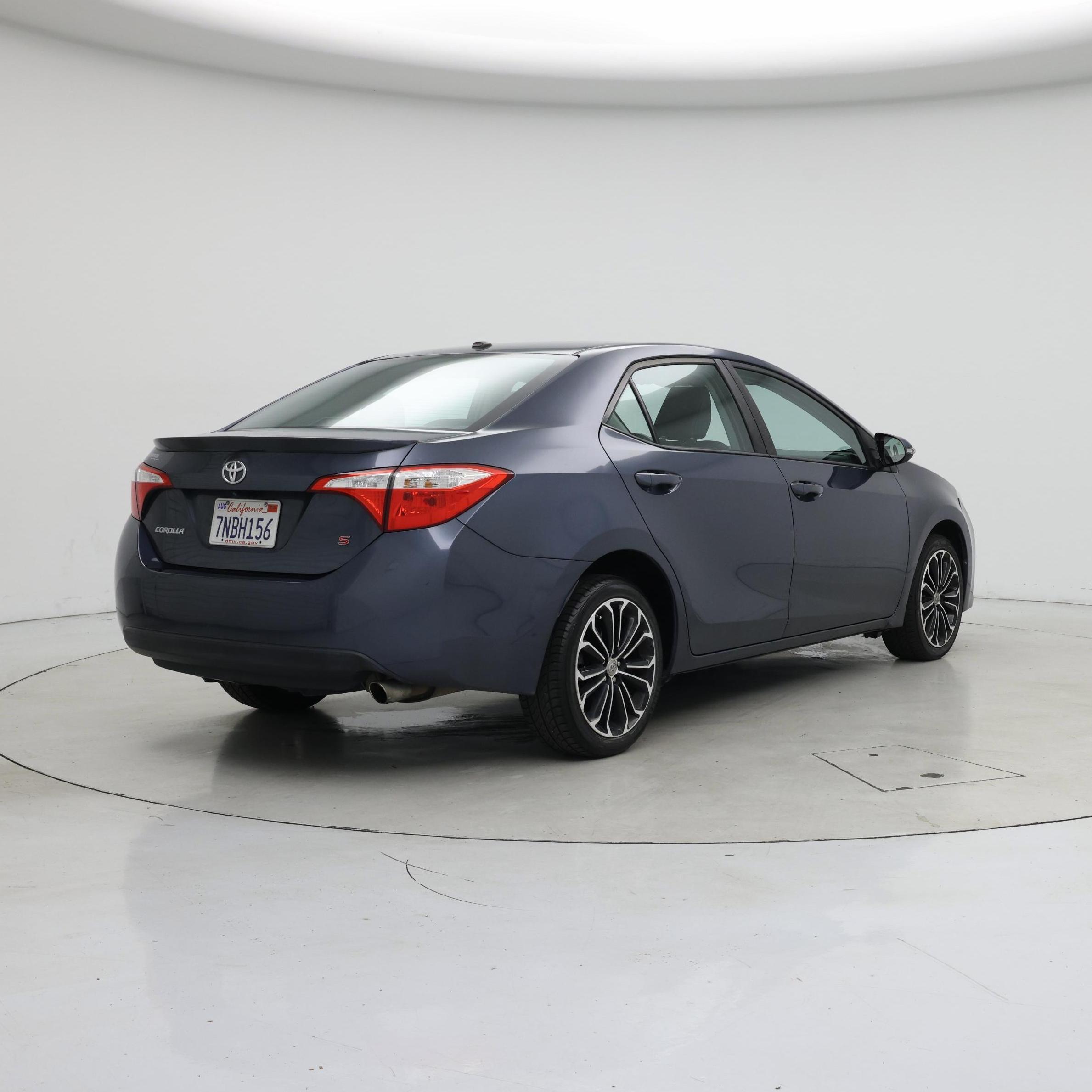 Thumbnail: 2015 Toyota Corolla - 8