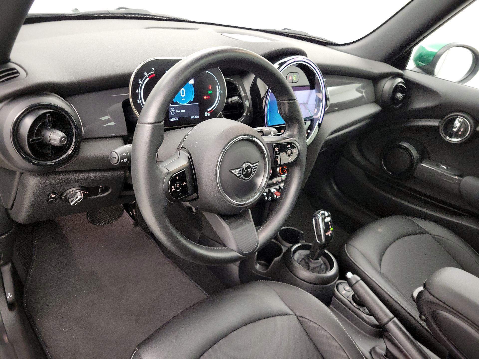 Thumbnail: 2022 MINI Cooper Hardtop - 9