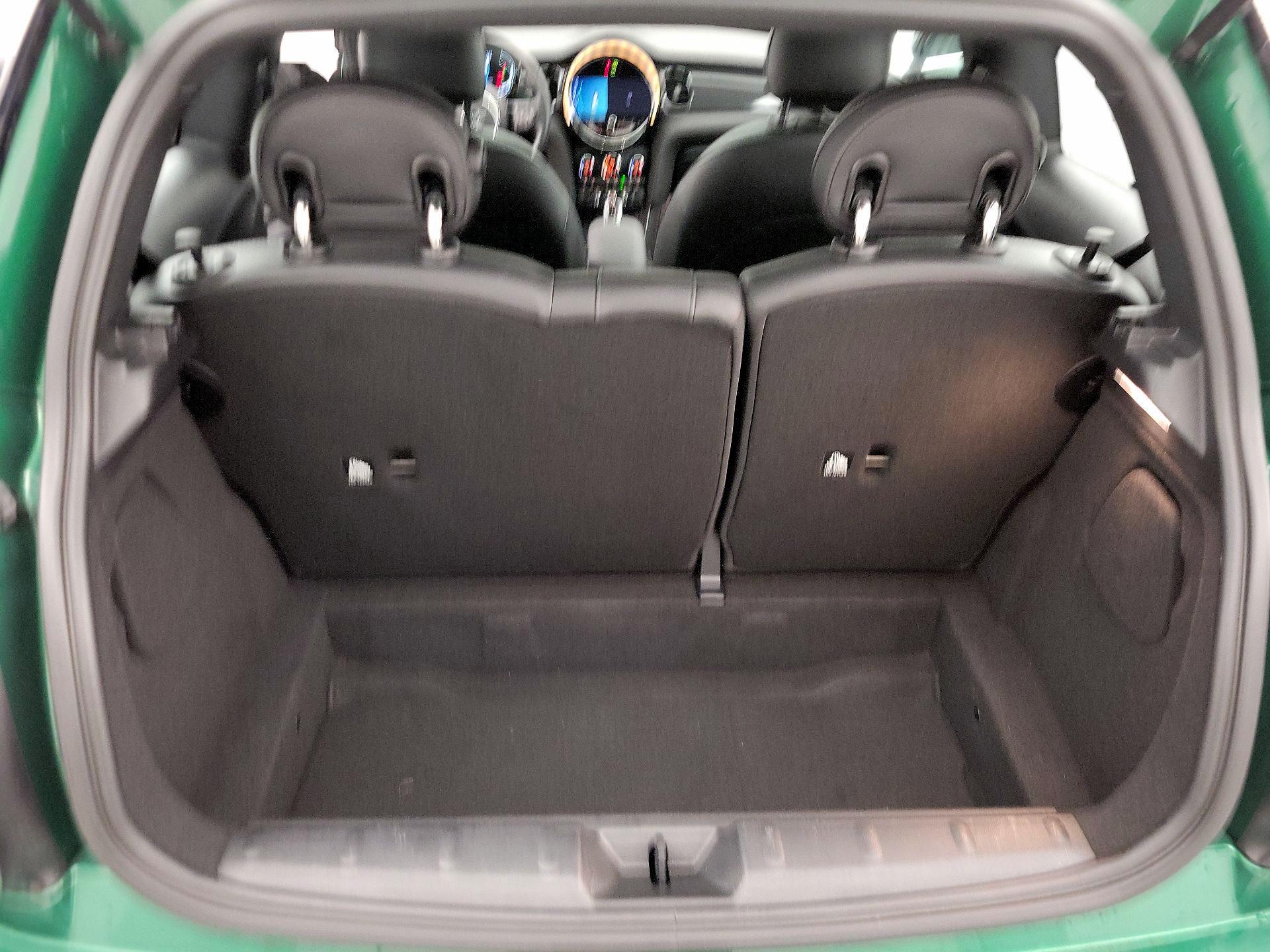 Thumbnail: 2022 MINI Cooper Hardtop - 20