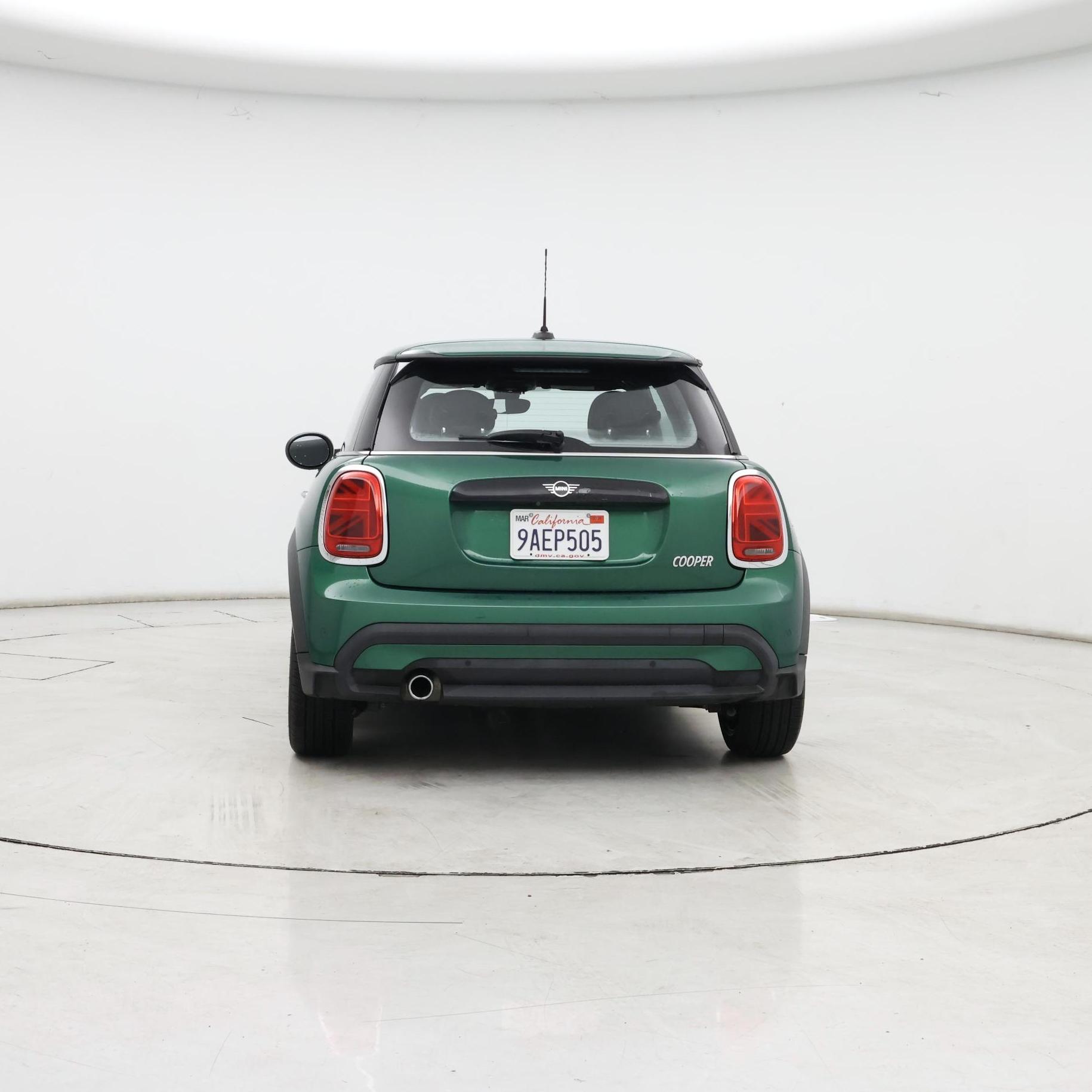 Thumbnail: 2022 MINI Cooper Hardtop - 6