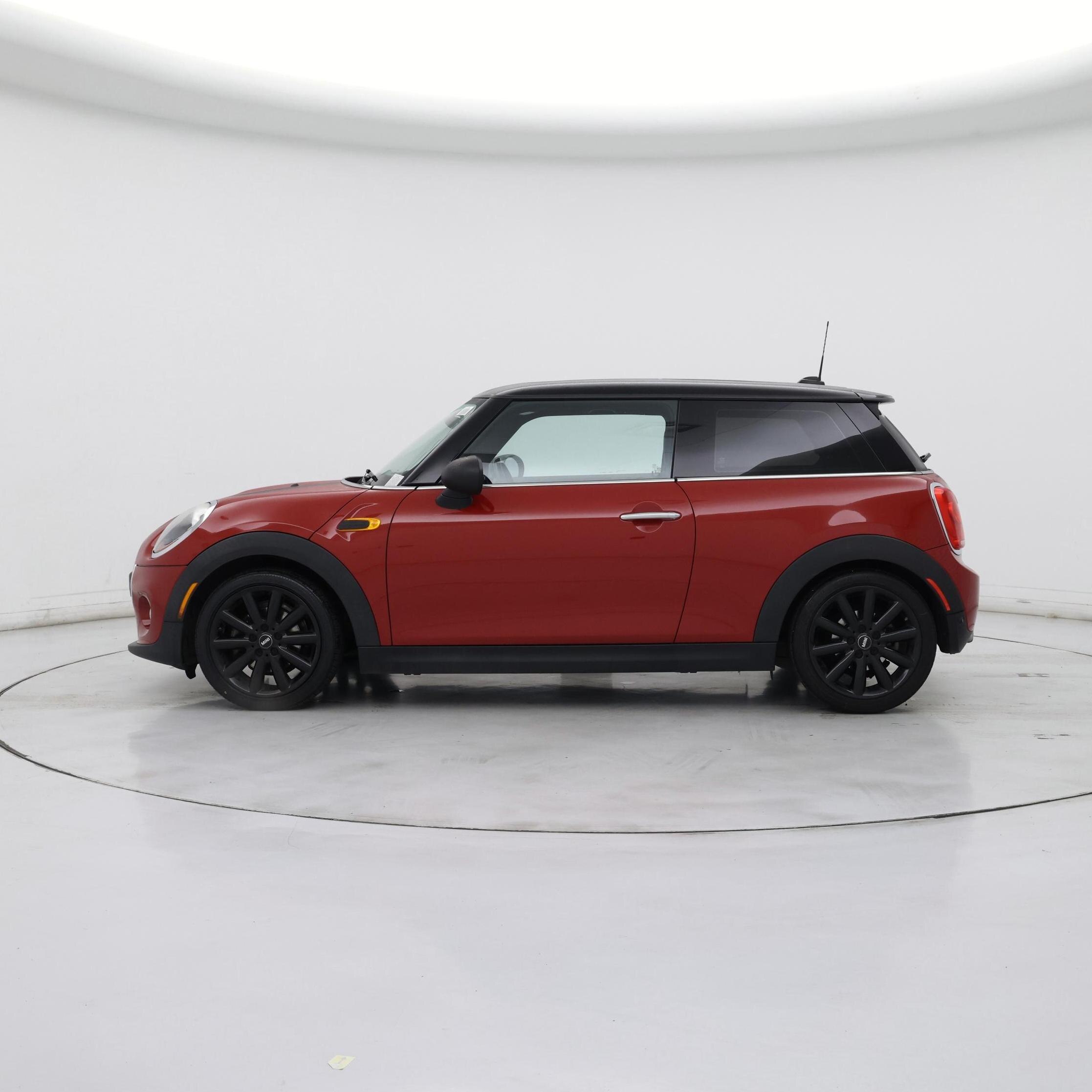 Thumbnail: 2018 MINI Cooper Hardtop - 3