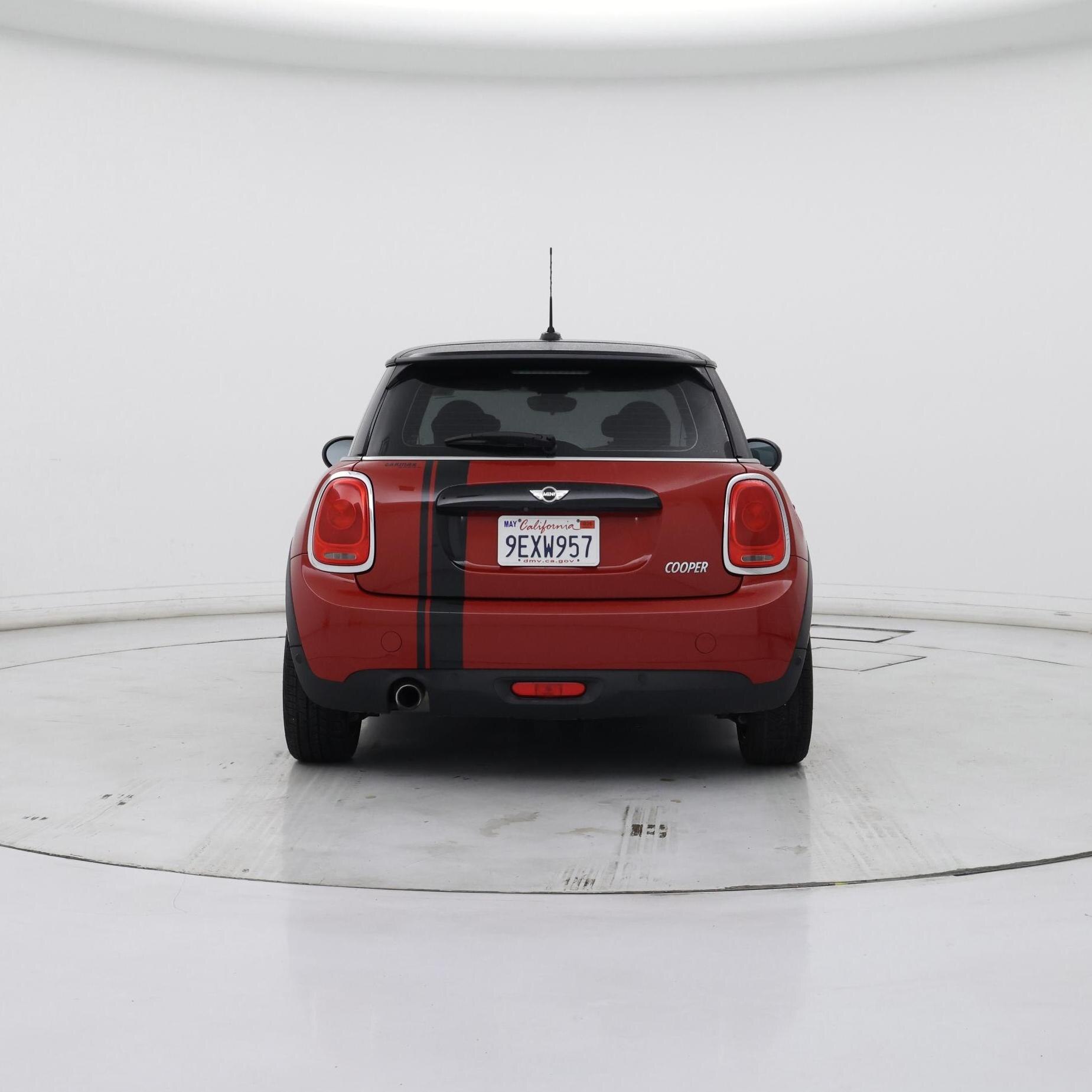 Thumbnail: 2018 MINI Cooper Hardtop - 6