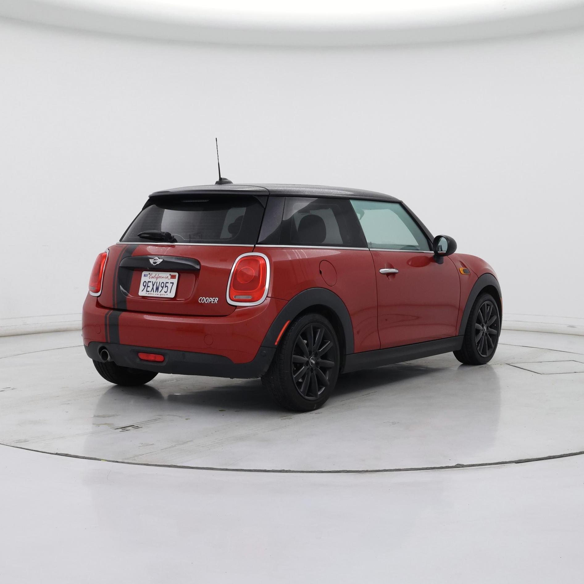 Thumbnail: 2018 MINI Cooper Hardtop - 8