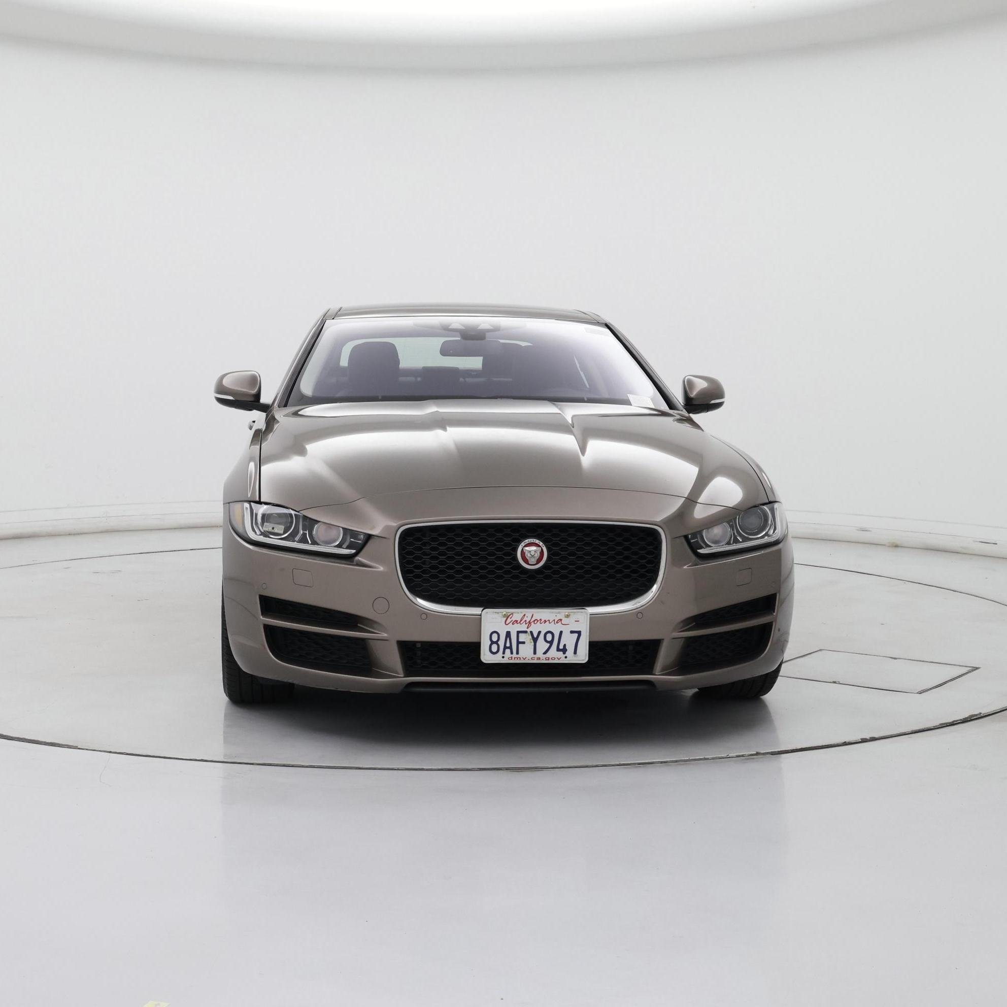 Thumbnail: 2017 Jaguar XE - 5