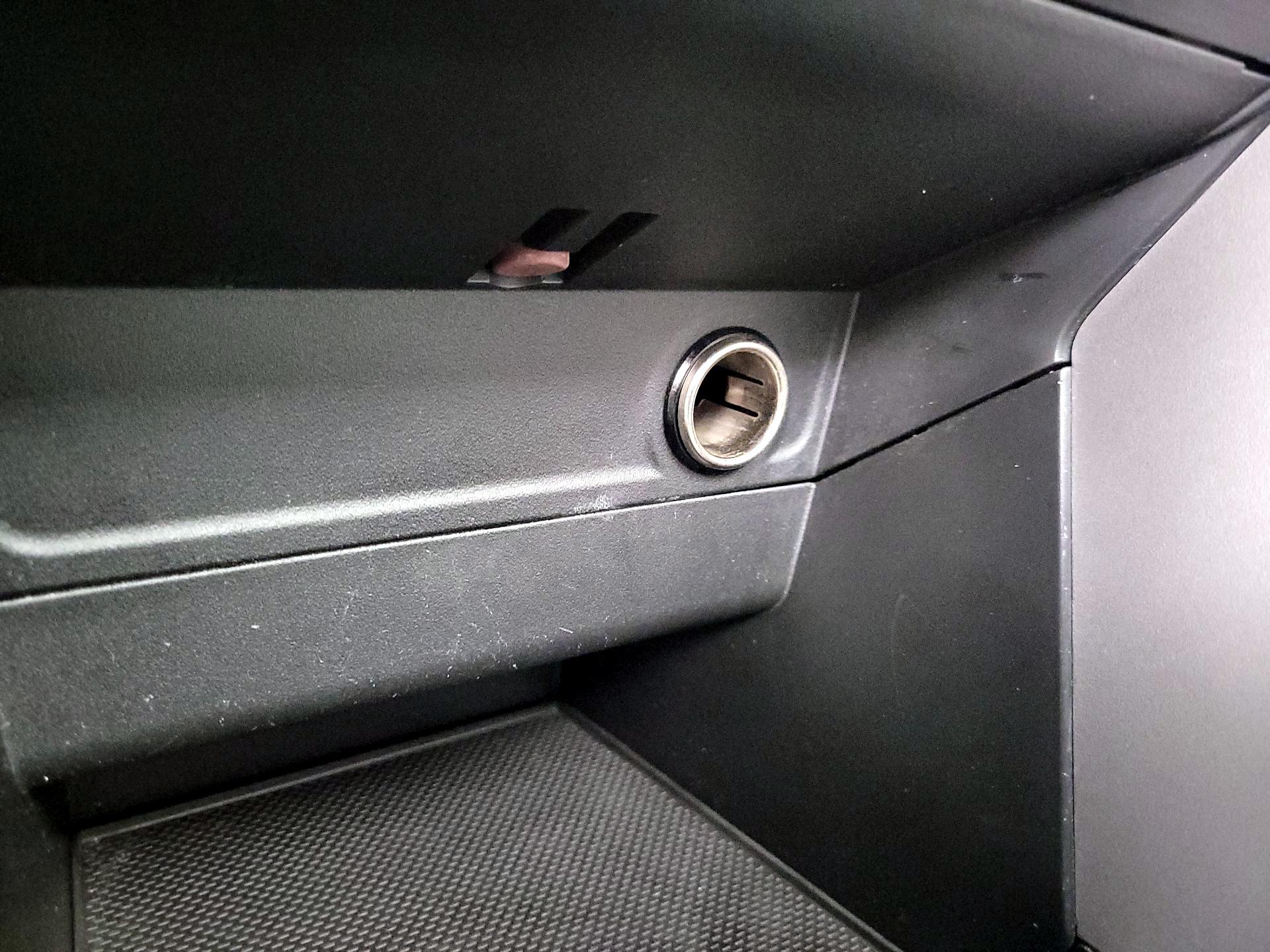 Thumbnail: 2015 Subaru Forester - 18