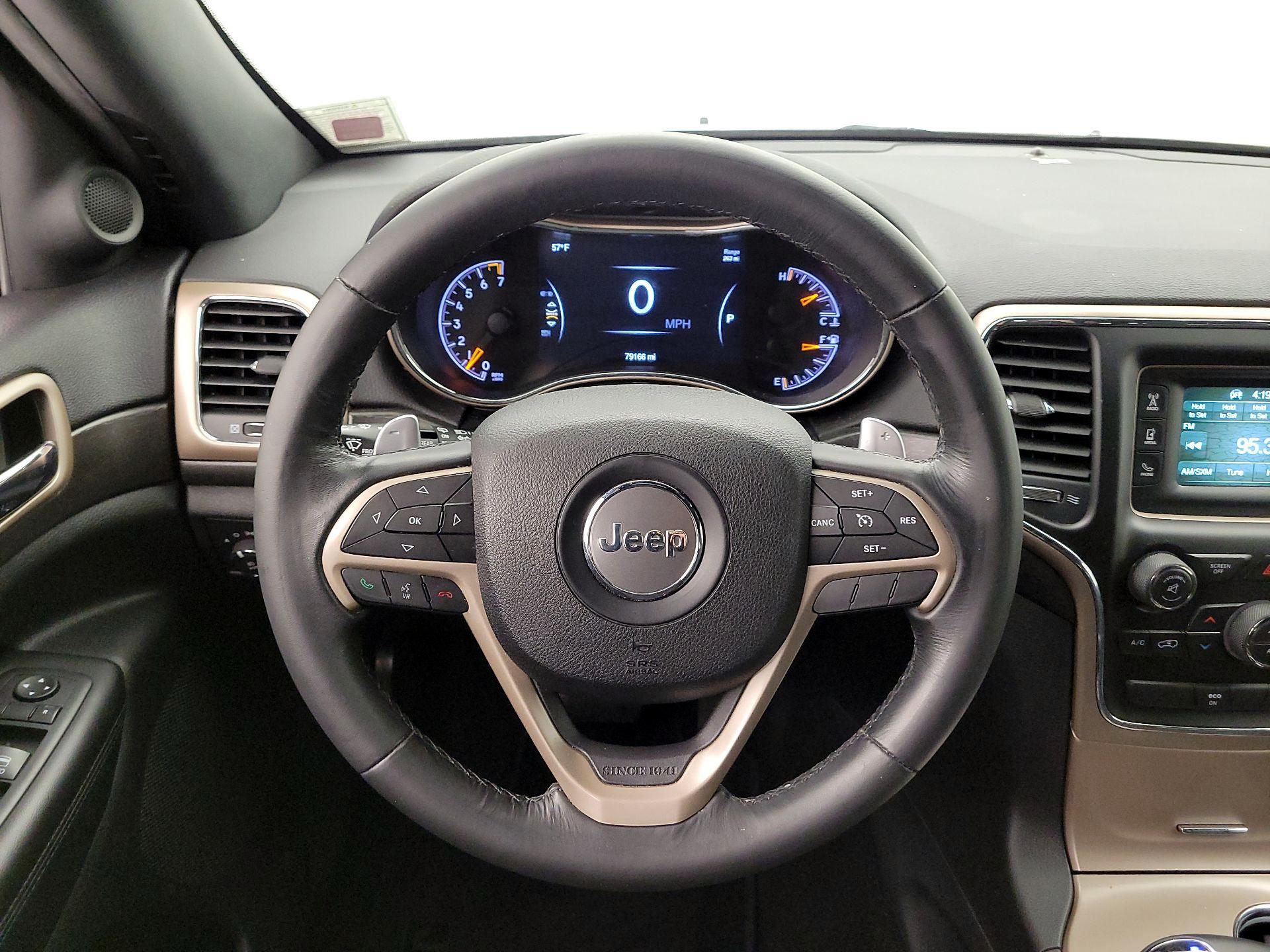 Thumbnail: 2015 Jeep Grand Cherokee - 10