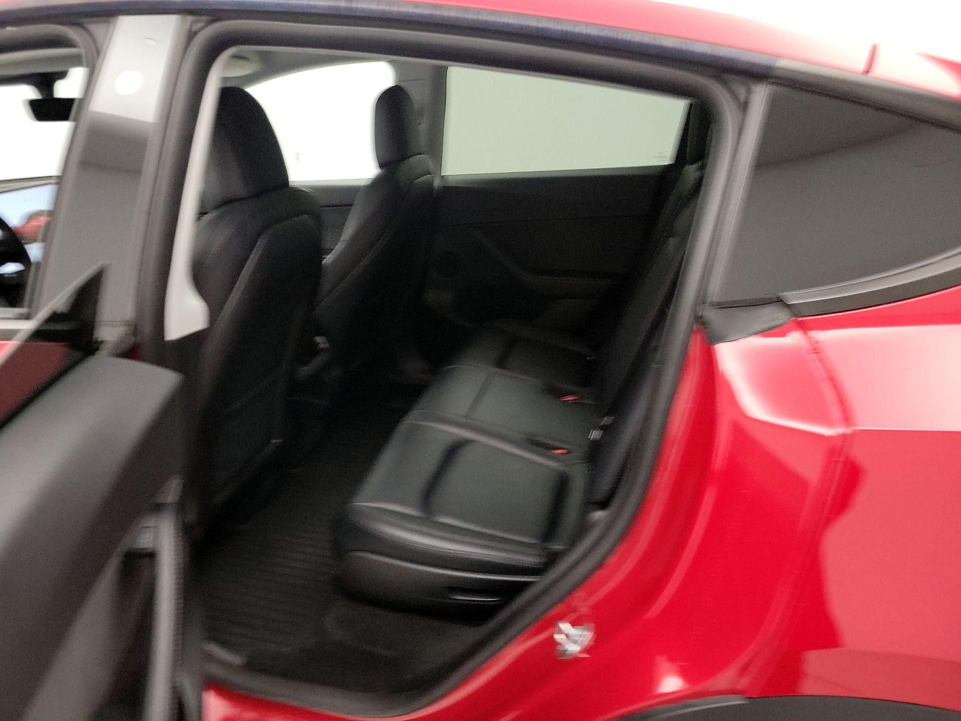 Thumbnail: 2022 Tesla Model Y - 19