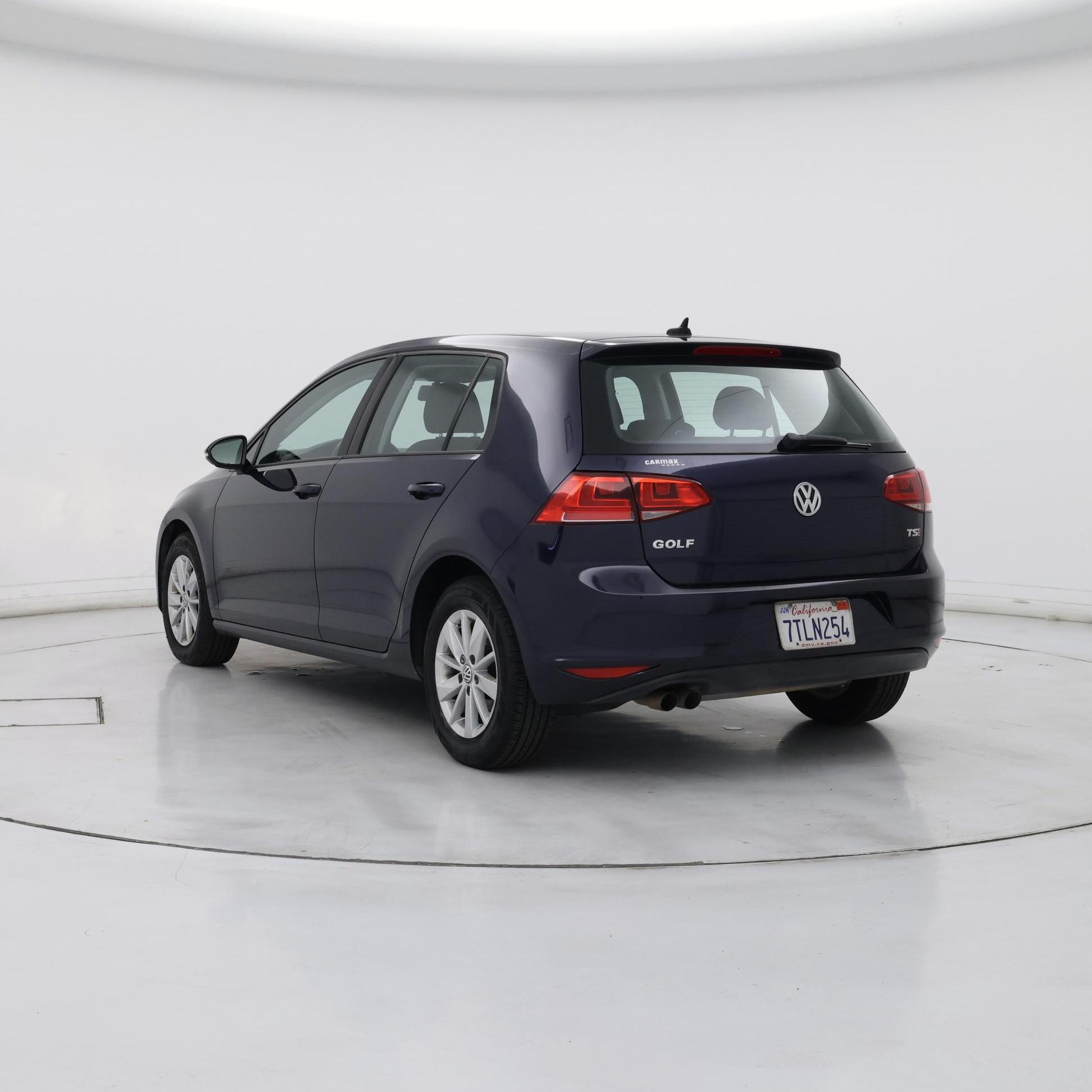 Thumbnail: 2016 Volkswagen Golf - 2