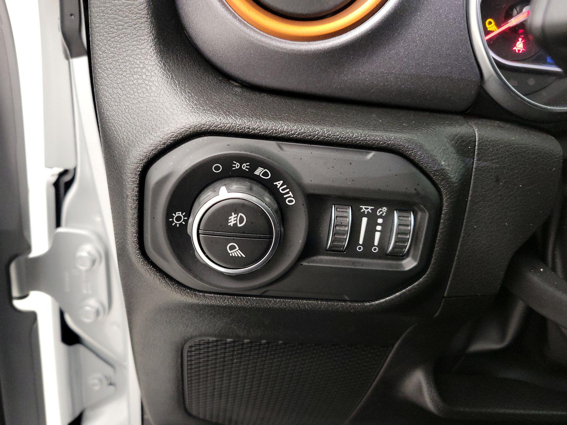 Thumbnail: 2022 Jeep Gladiator - 13