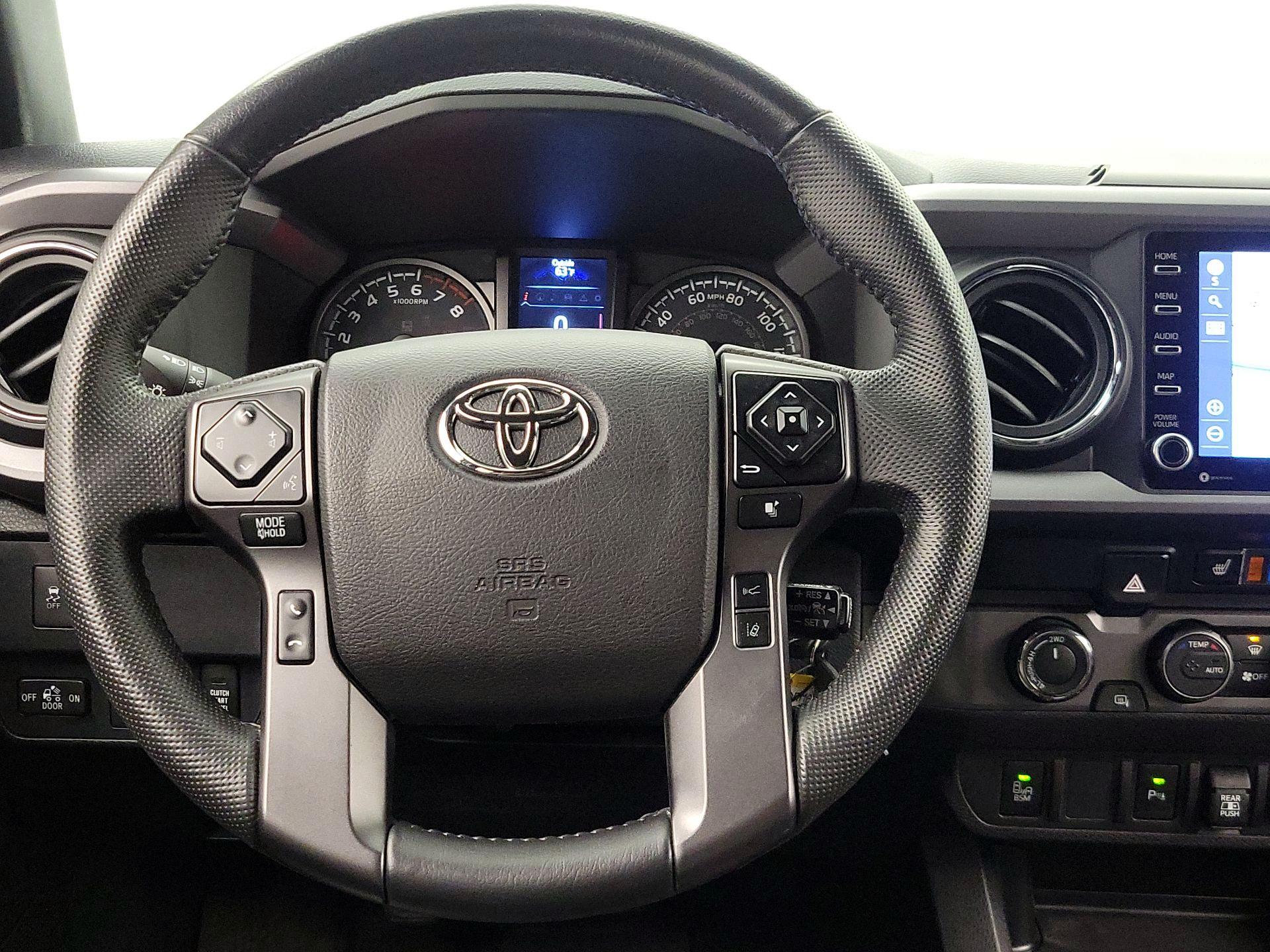 Thumbnail: 2021 Toyota Tacoma - 10