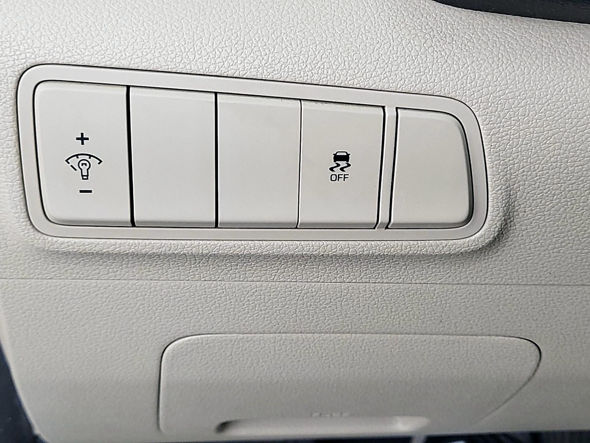 Thumbnail: 2018 Hyundai Tucson - 13