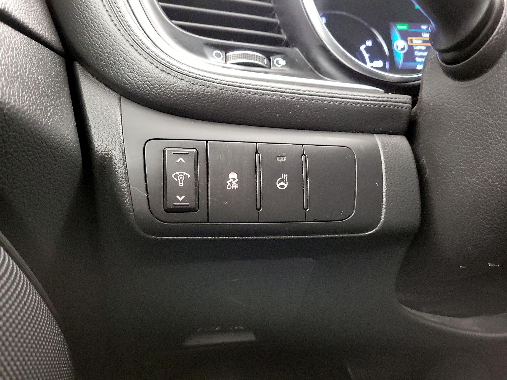 Thumbnail: 2014 Kia Optima - 13