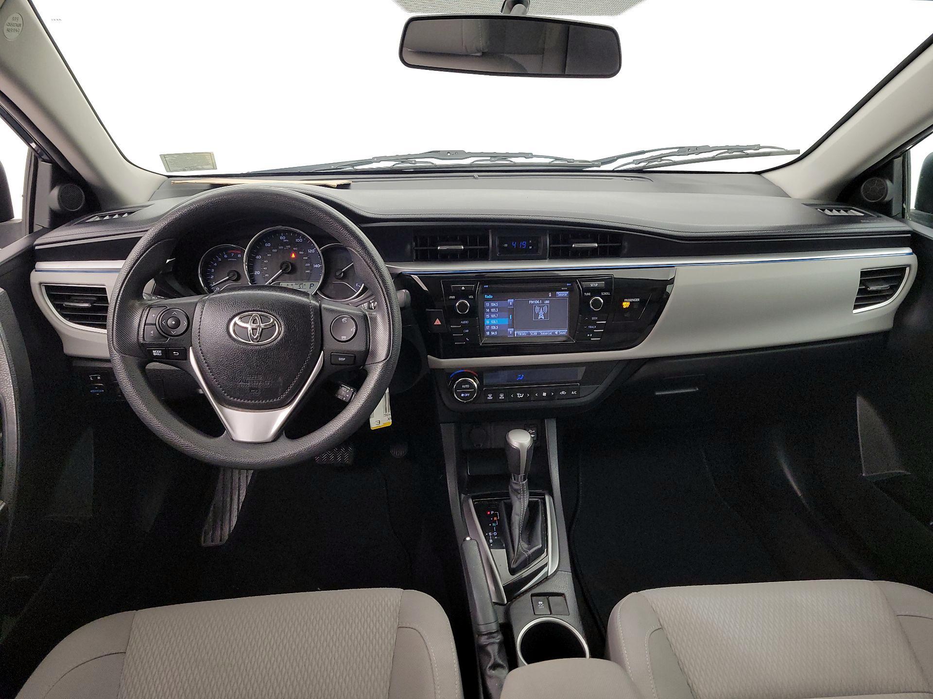 Thumbnail: 2015 Toyota Corolla - 9