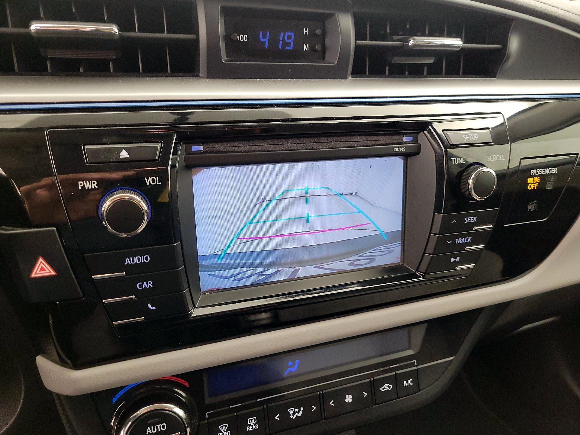 Thumbnail: 2015 Toyota Corolla - 14