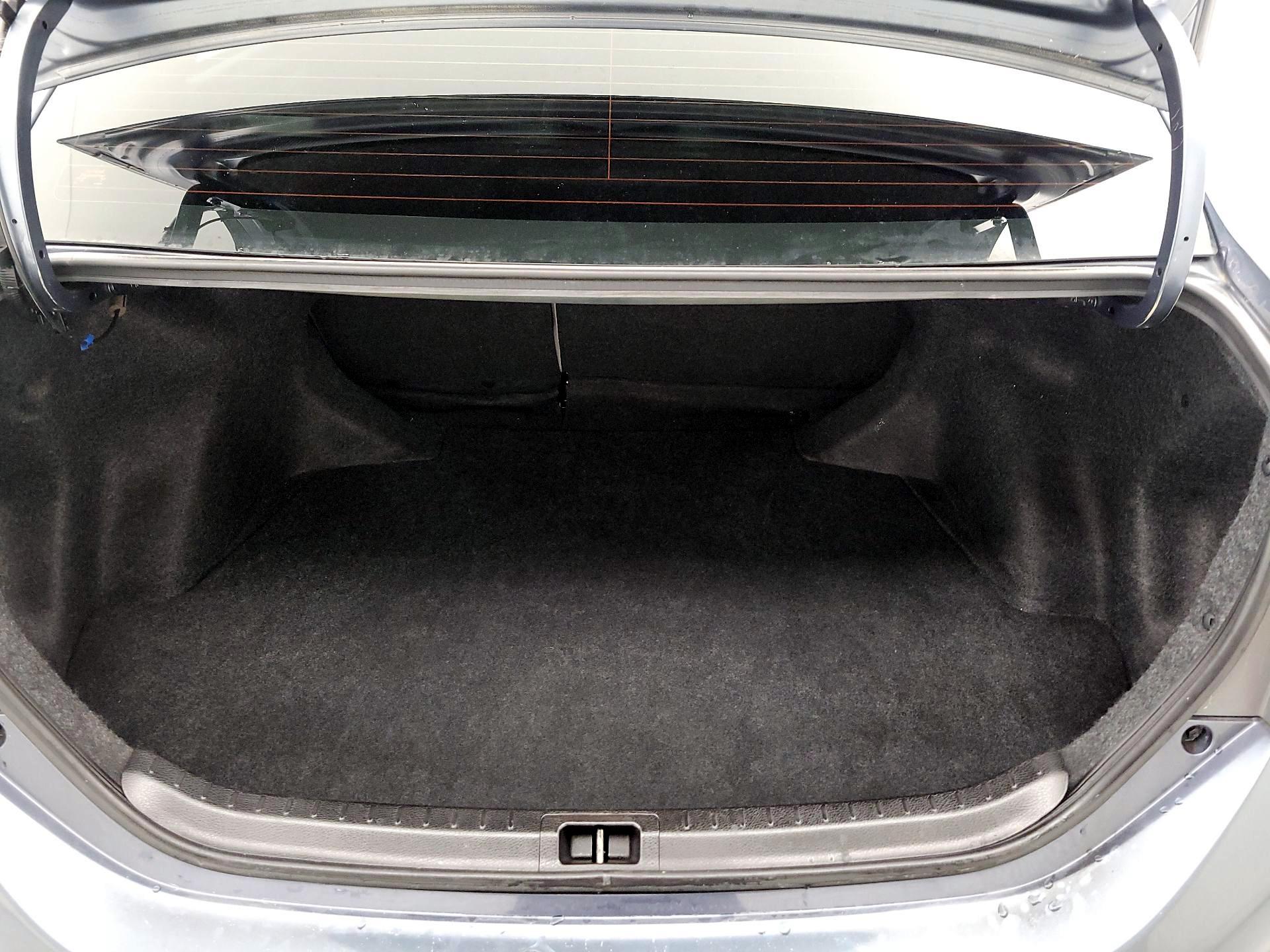 Thumbnail: 2015 Toyota Corolla - 20