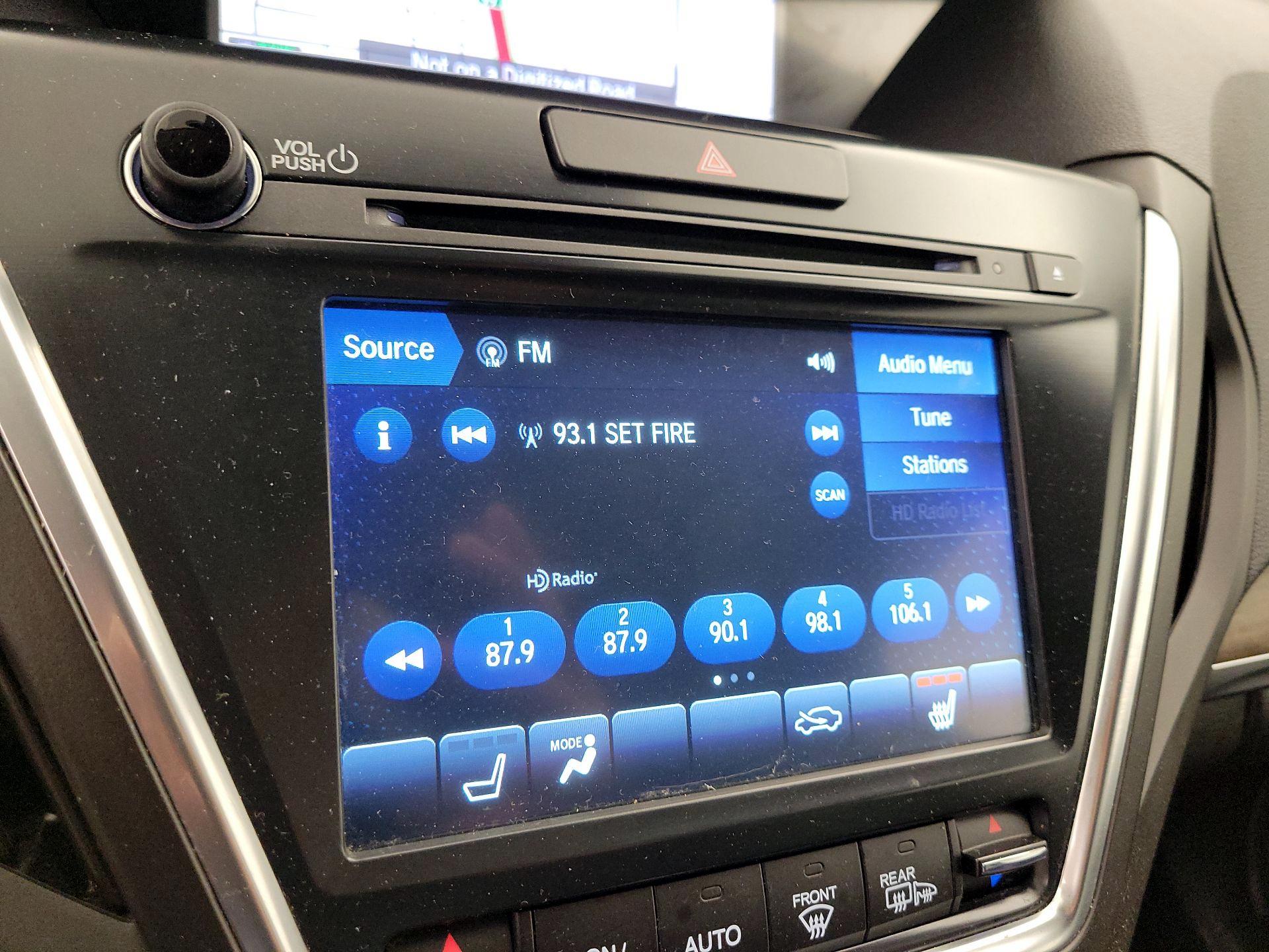 Thumbnail: 2020 Acura MDX - 16